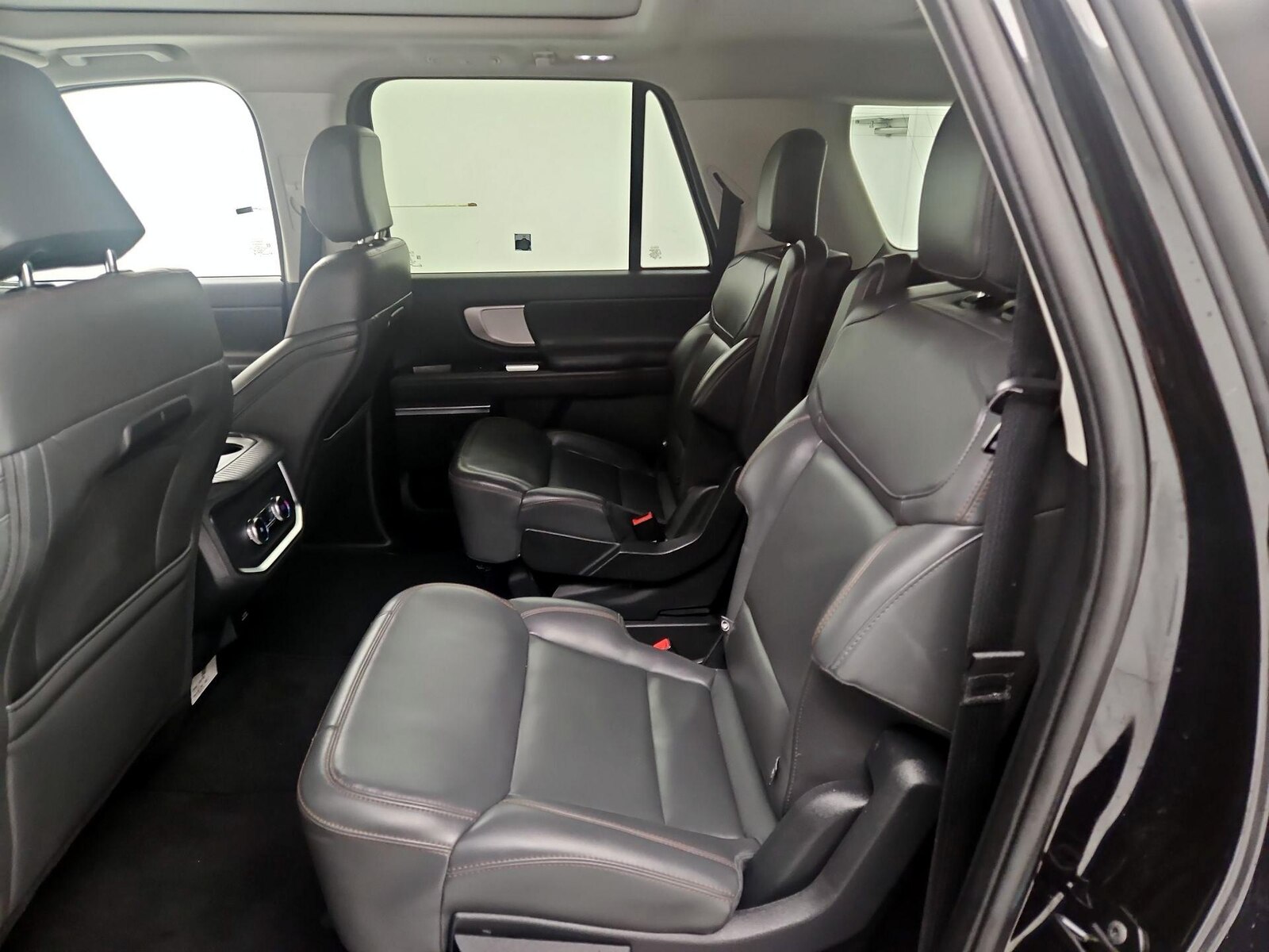Rear Air Conditioning