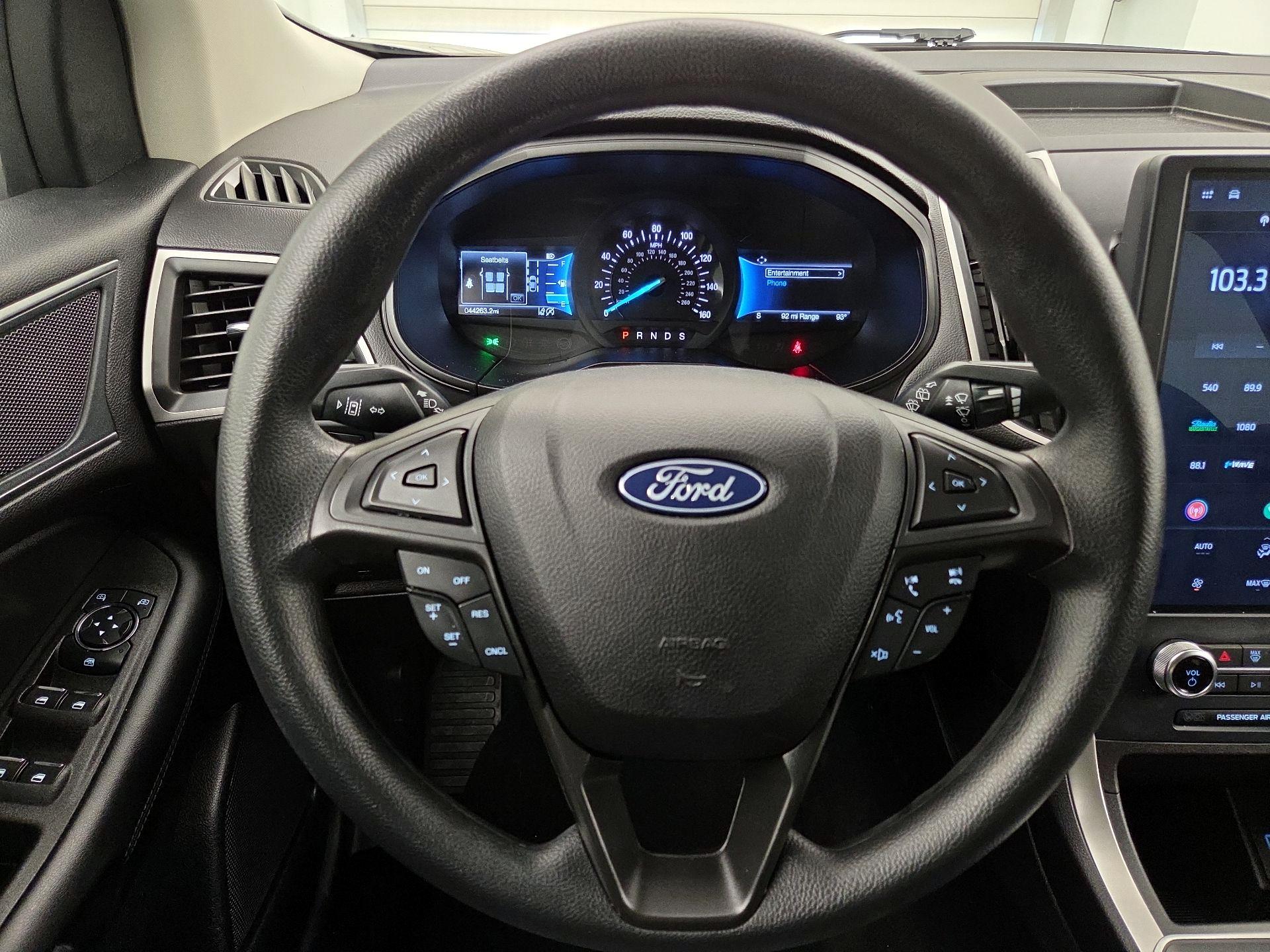 Thumbnail: 2023 Ford Edge - 10