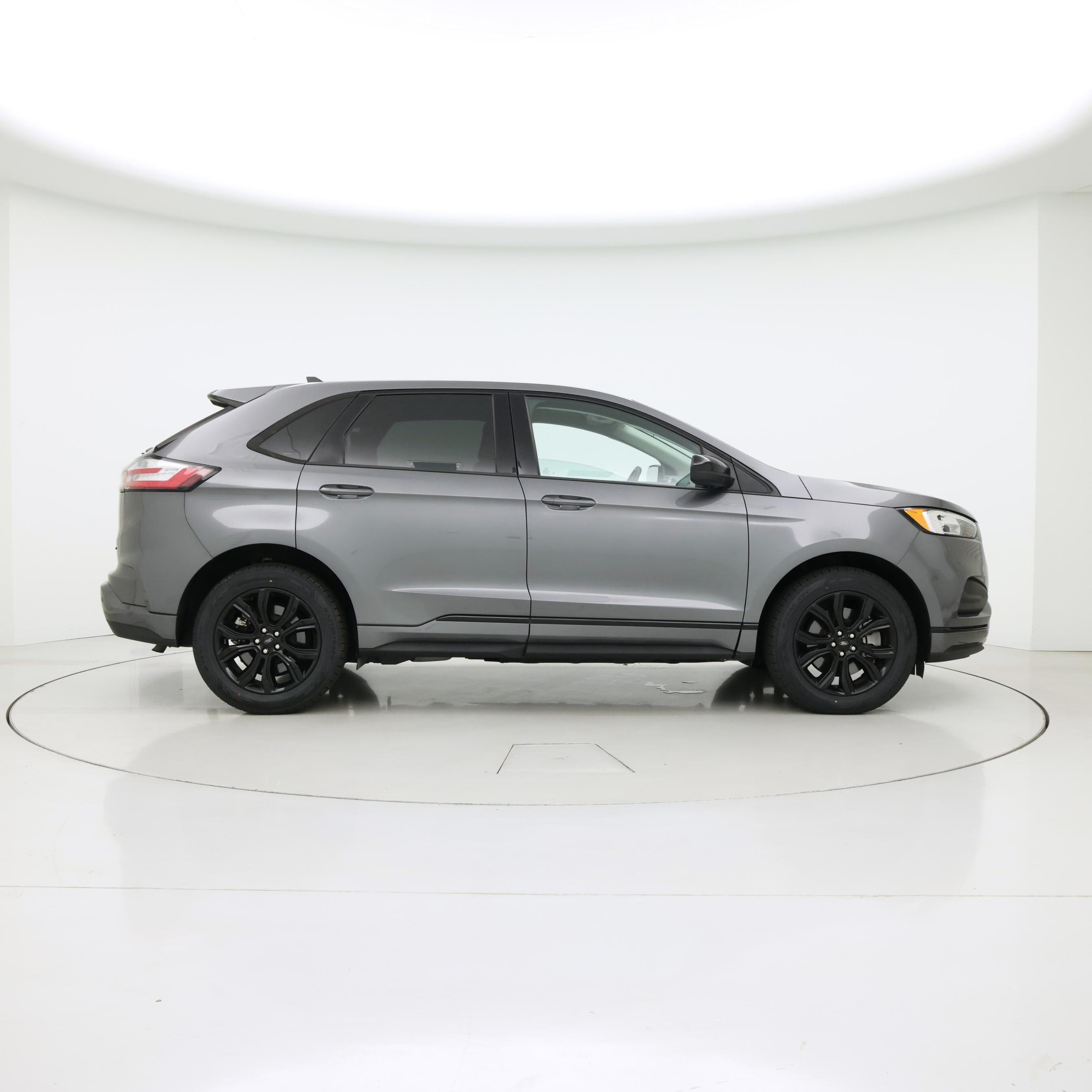Thumbnail: 2023 Ford Edge - 7