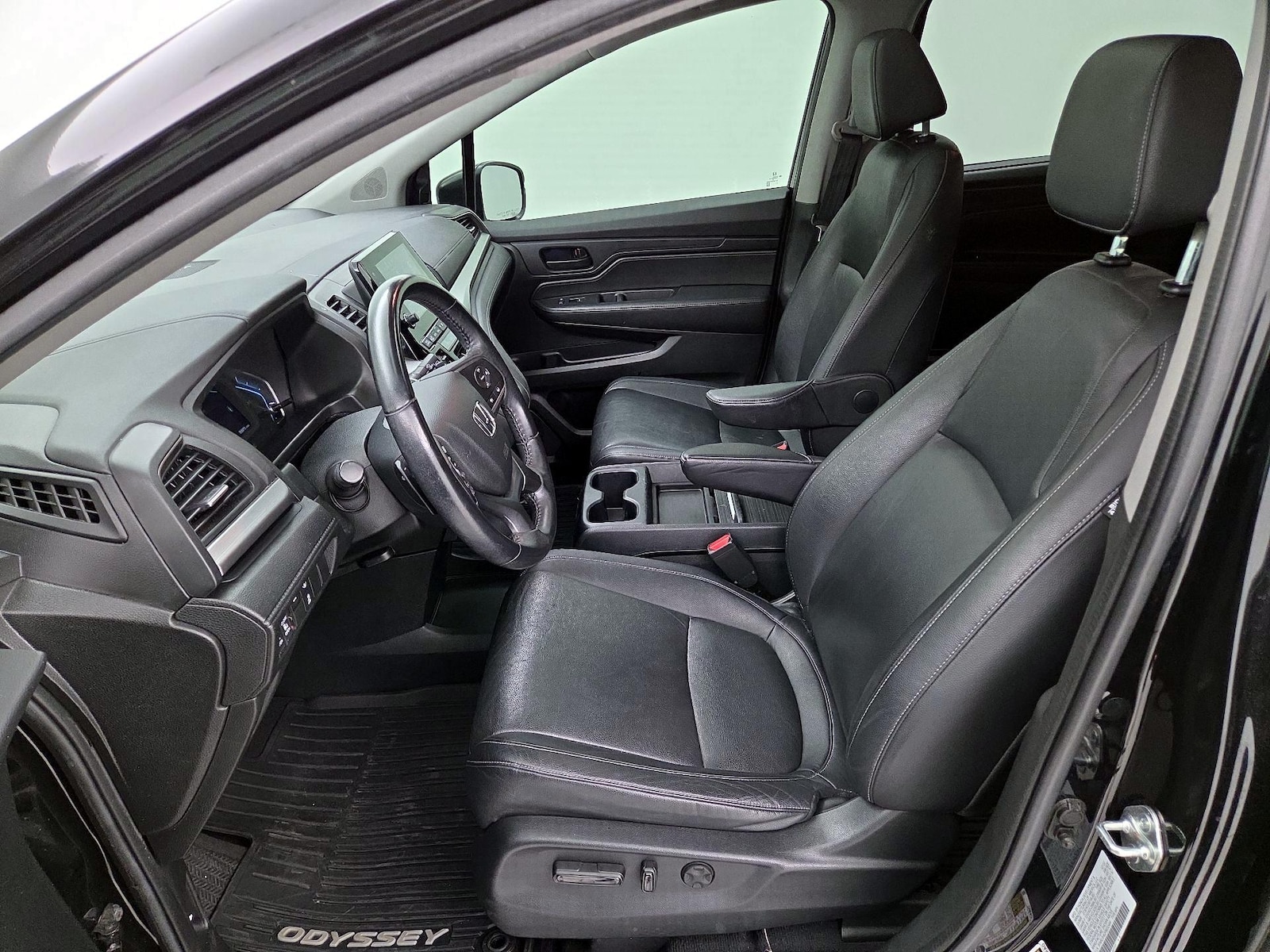 2023 Honda Odyssey EX-L - Photo 12