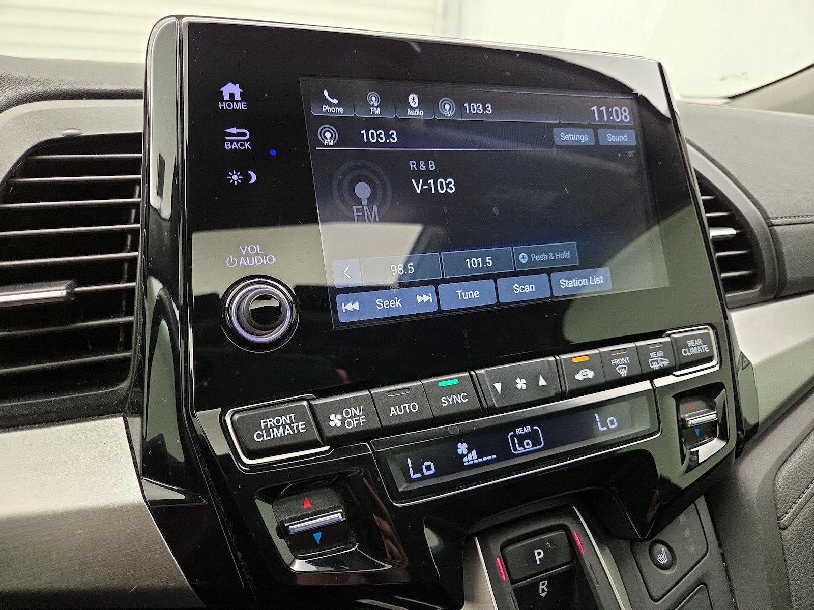 2023 Honda Odyssey EX-L - Photo 16