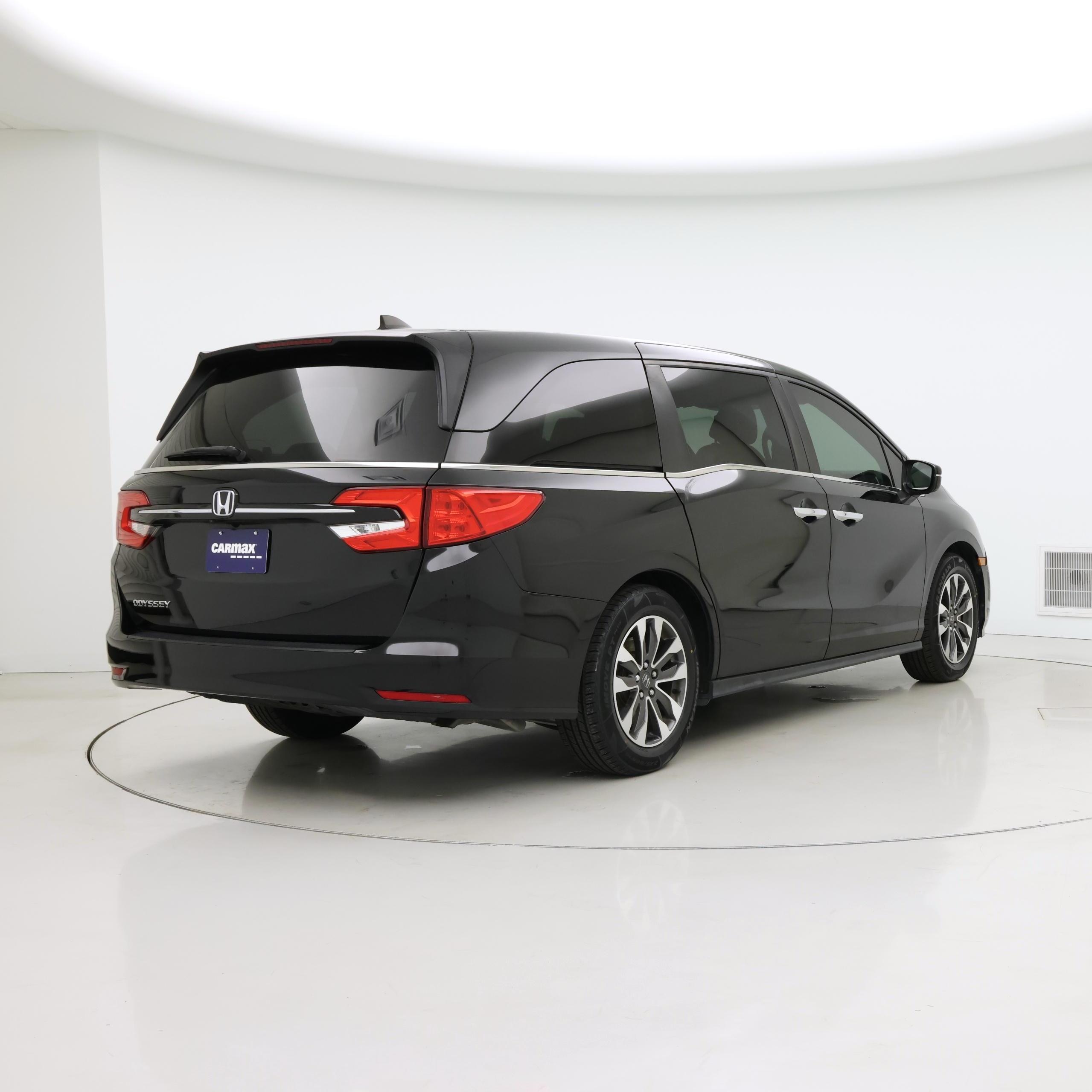 Thumbnail: 2023 Honda Odyssey - 8