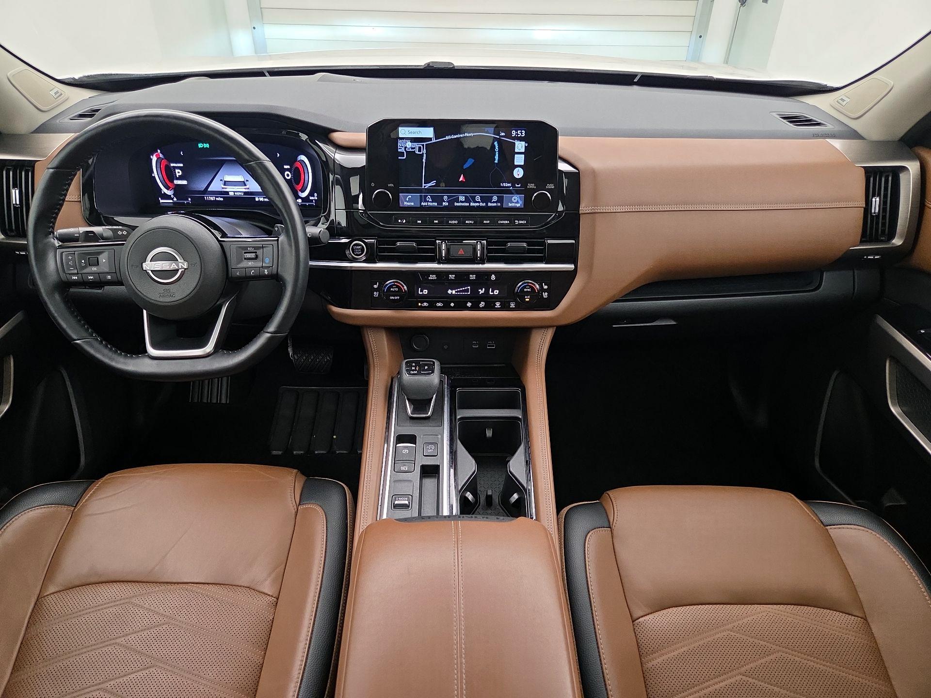 Thumbnail: 2023 Nissan Pathfinder - 9