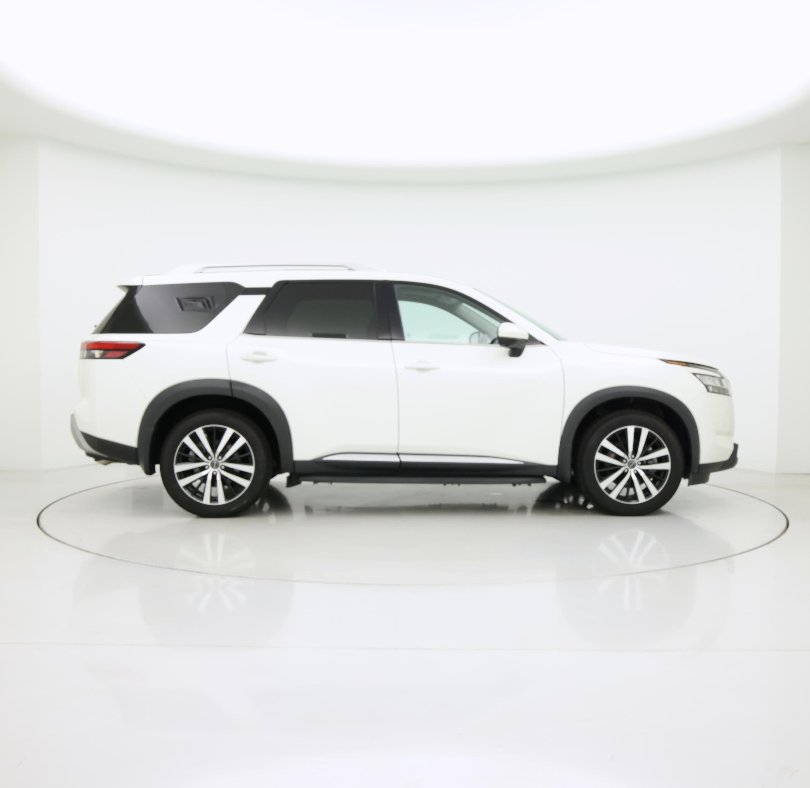 Thumbnail: 2023 Nissan Pathfinder - 7