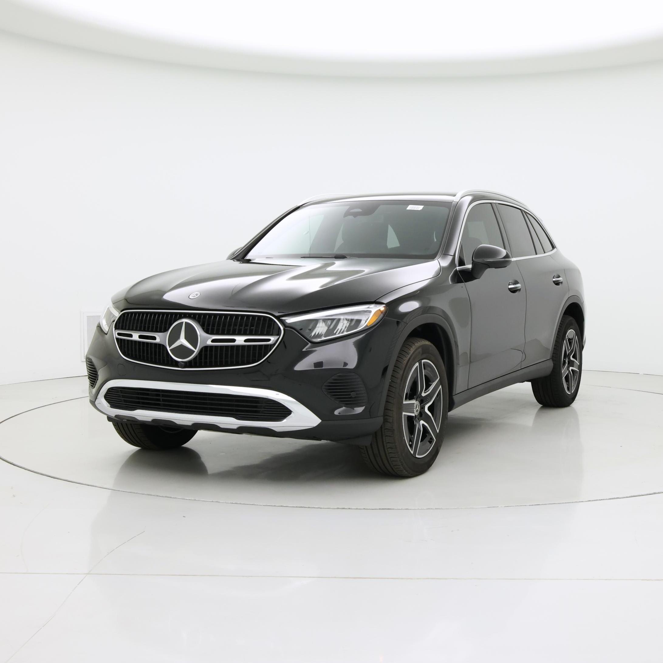 Thumbnail: 2026 Mercedes-Benz GLC - 4