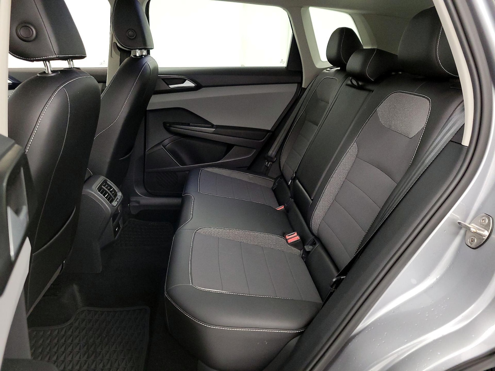2022 Volkswagen Taos SE - Photo 21