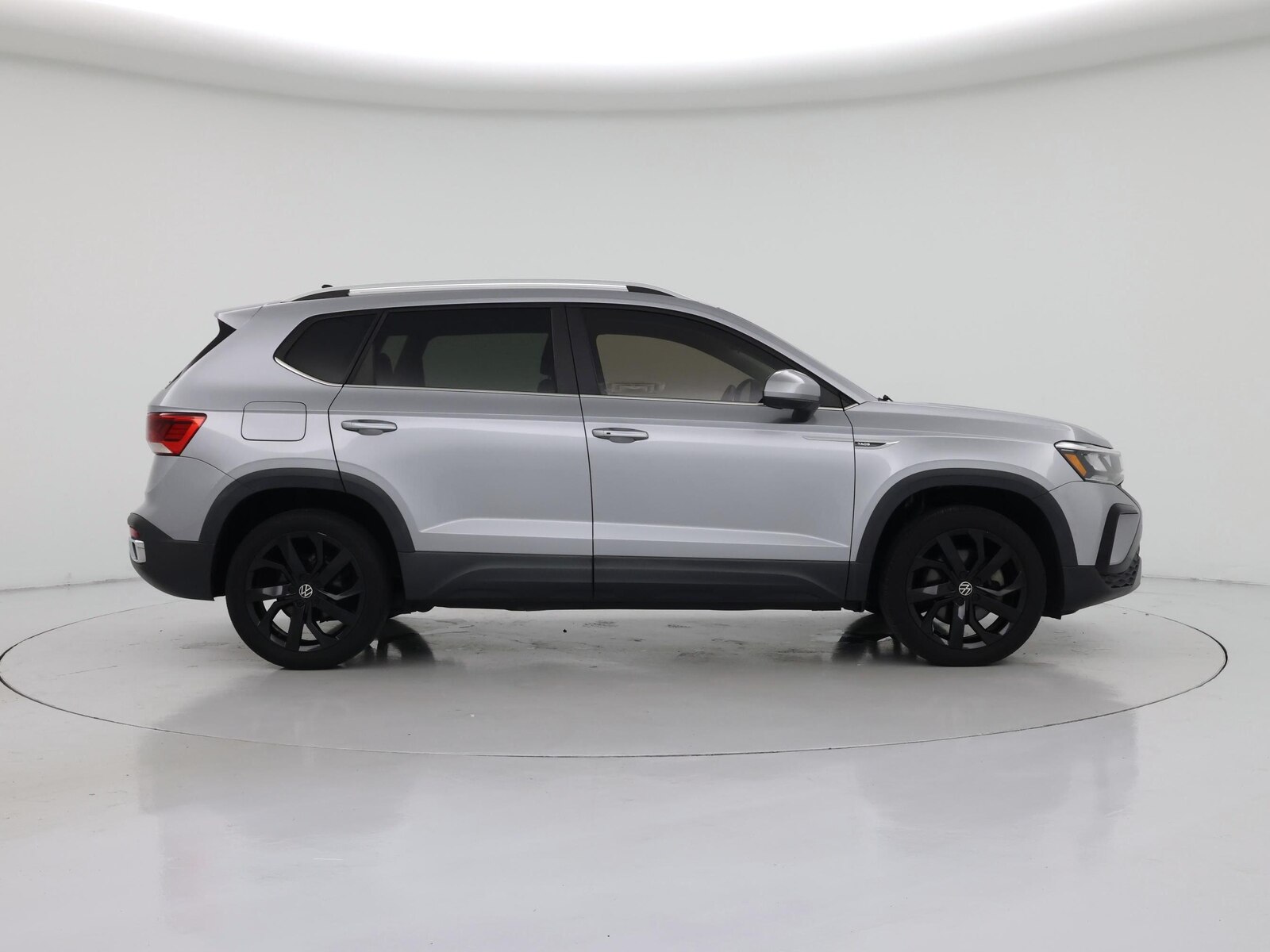 2022 Volkswagen Taos SE - Photo 8