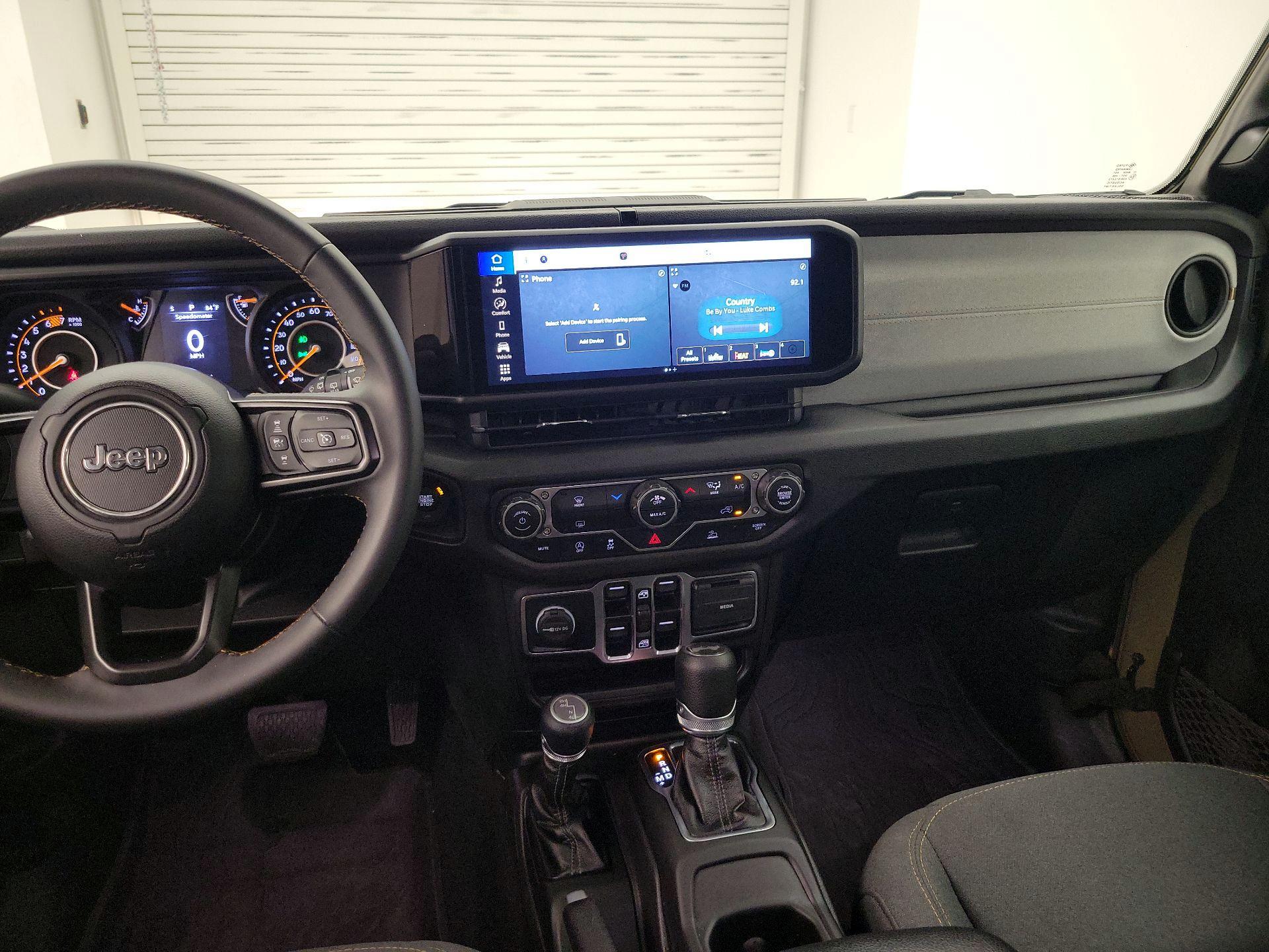 Thumbnail: 2025 Jeep Wrangler - 9