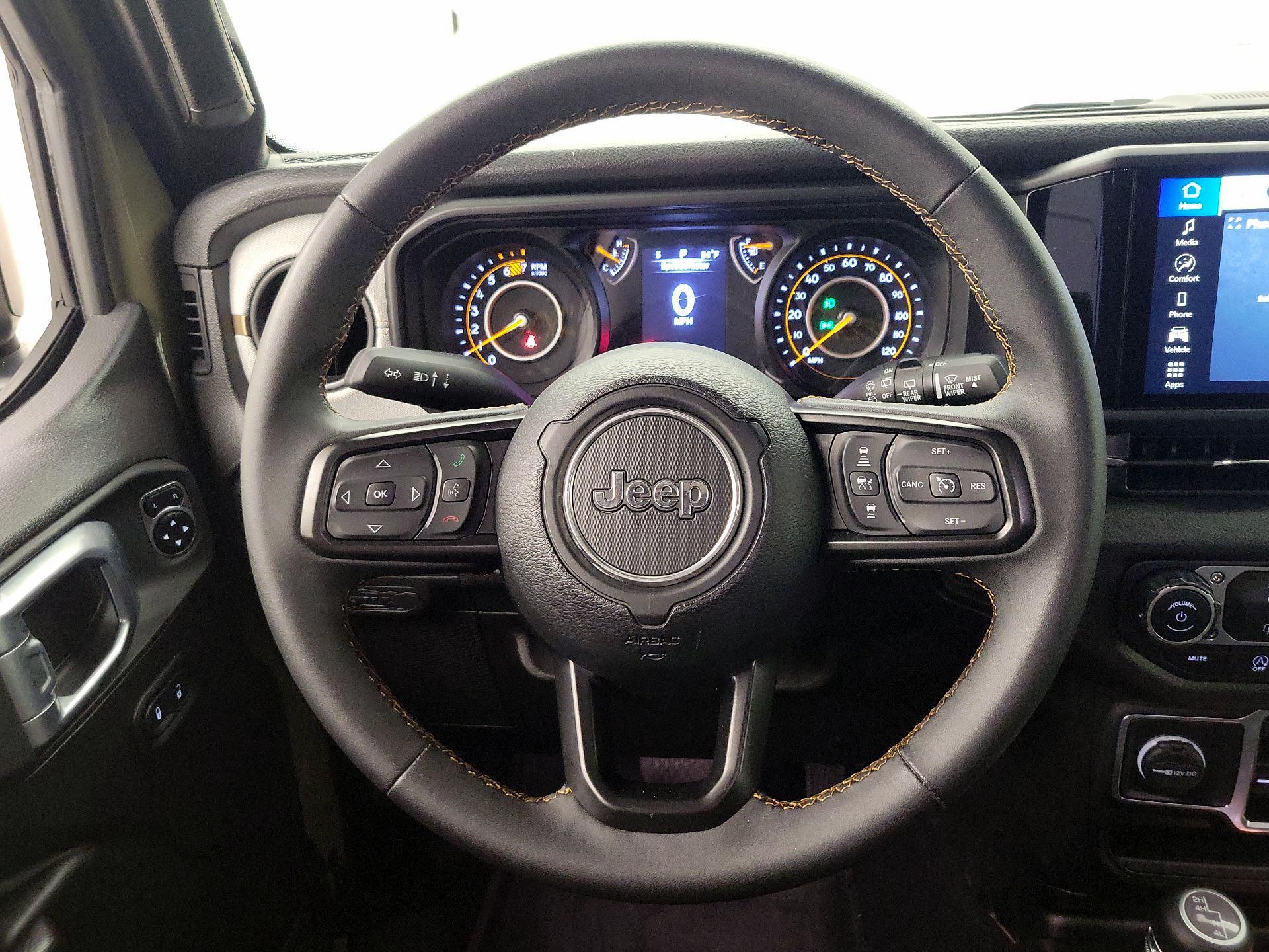Thumbnail: 2025 Jeep Wrangler - 10
