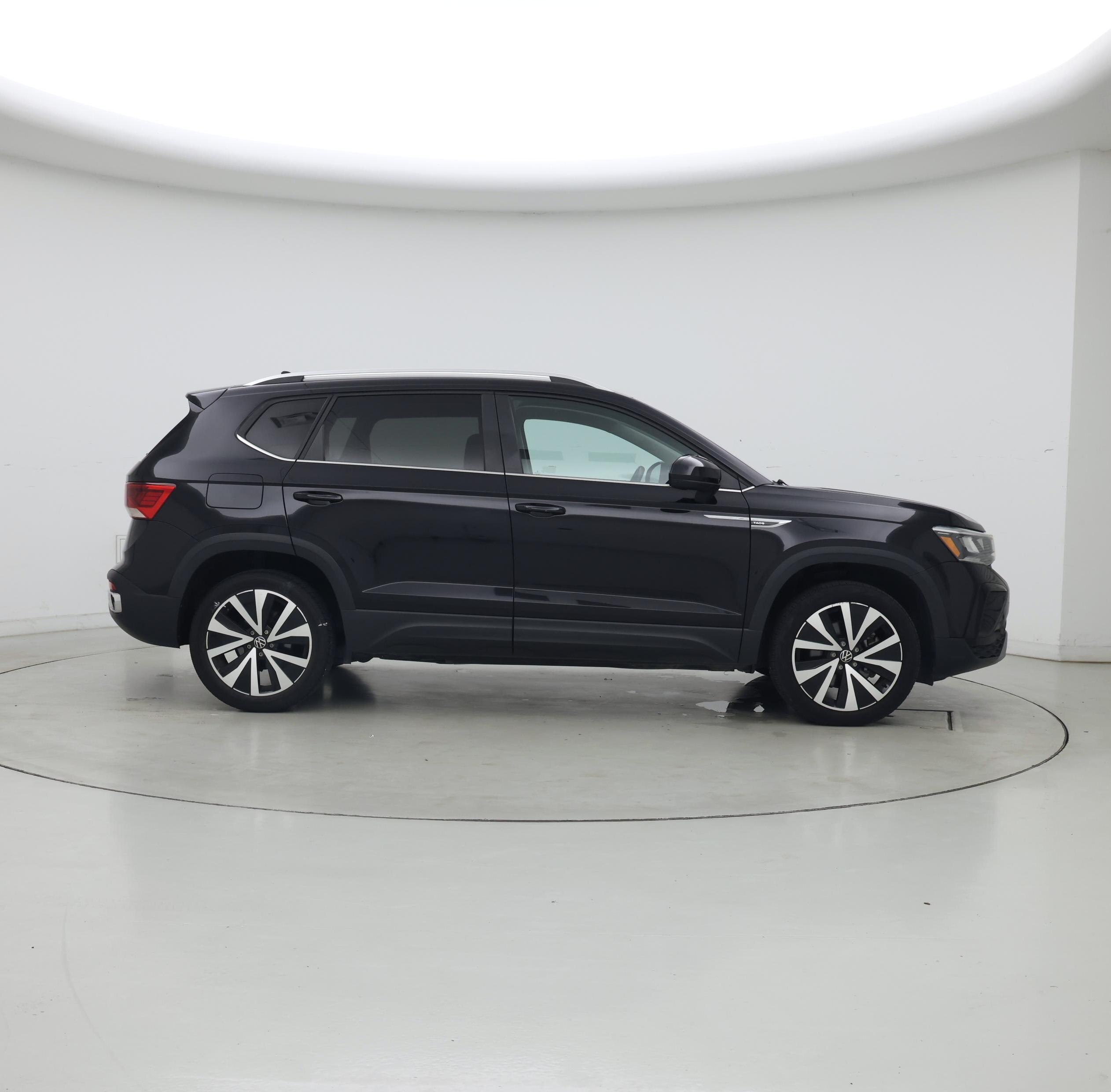Thumbnail: 2024 Volkswagen Taos - 7