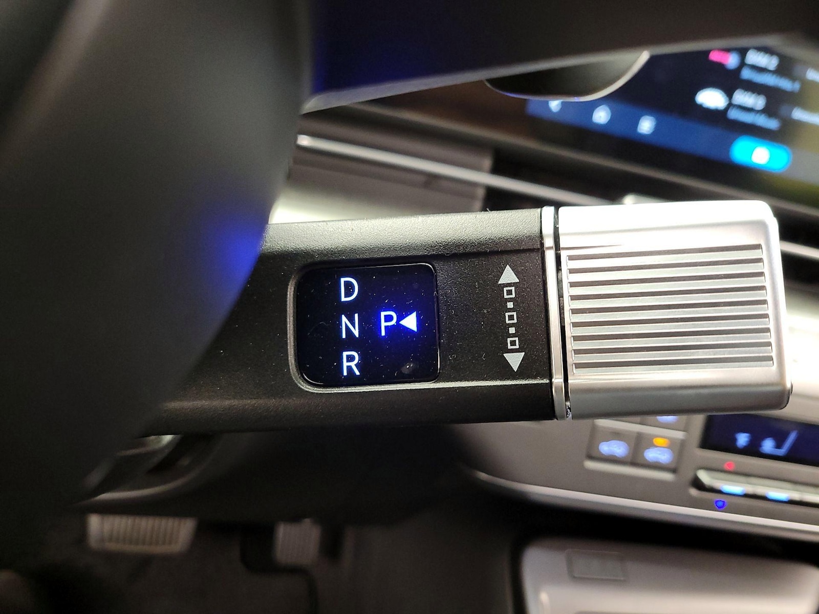 2025 Hyundai Kona SEL Convenience - Photo 19