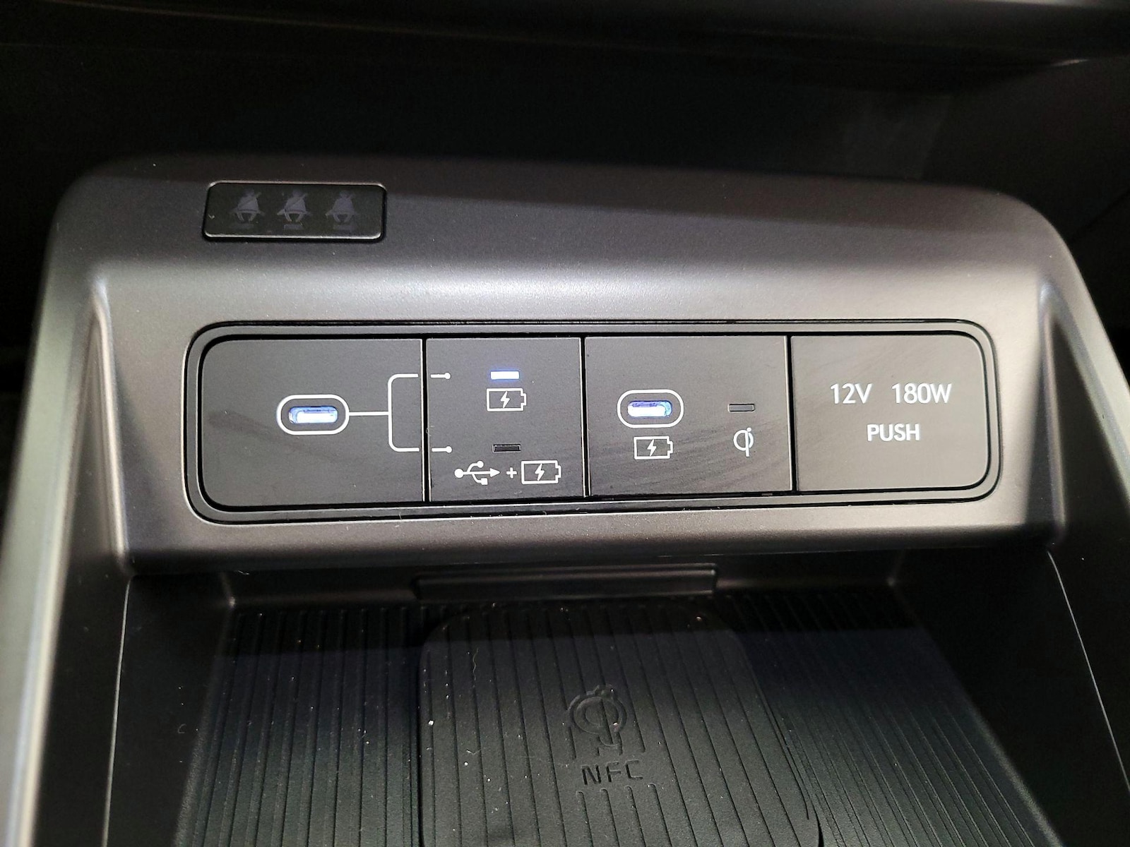 2025 Hyundai Kona SEL Convenience - Photo 20