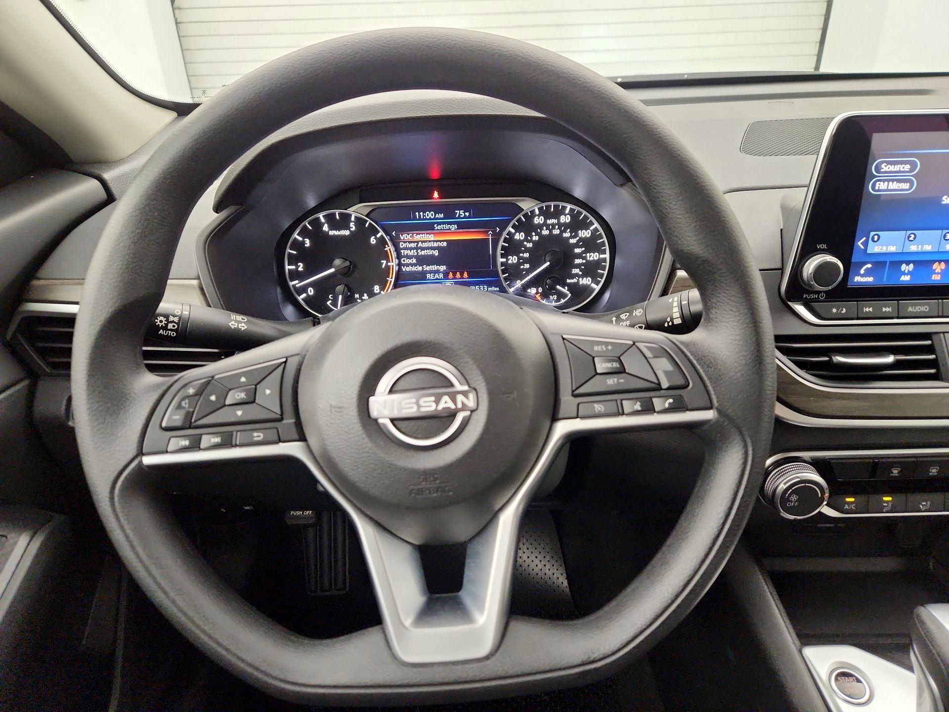 Thumbnail: 2025 Nissan Altima - 10