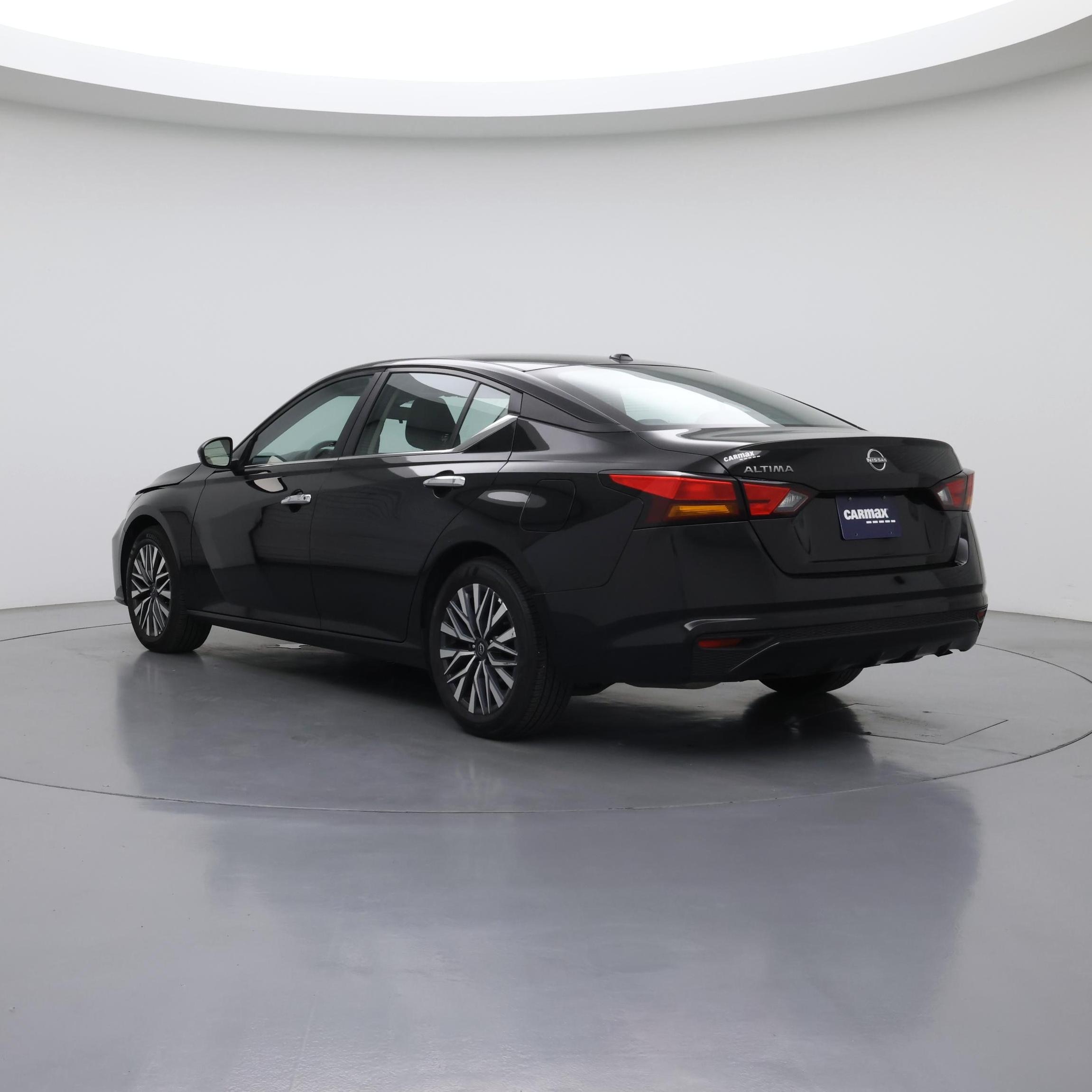 Thumbnail: 2025 Nissan Altima - 2