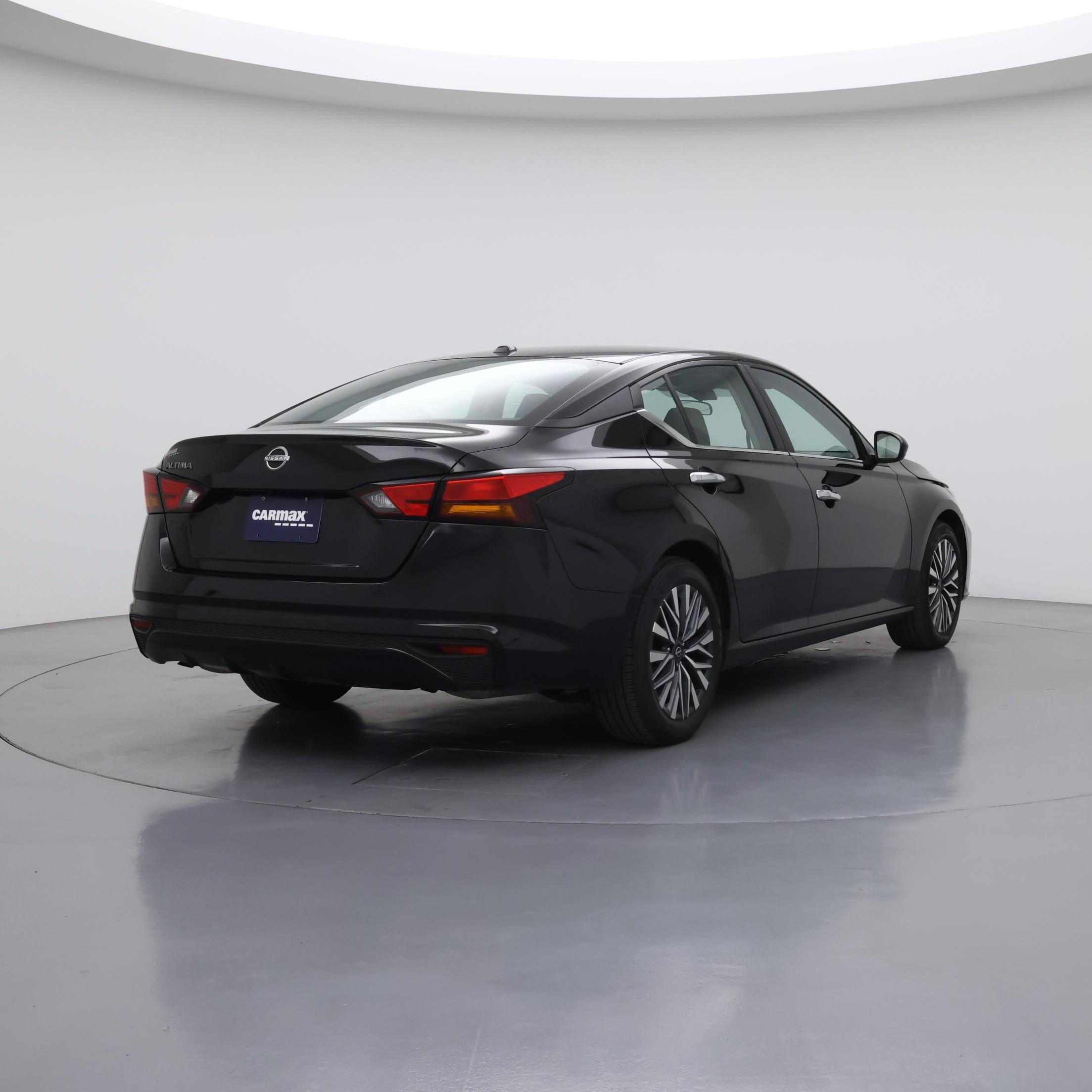 Thumbnail: 2025 Nissan Altima - 8