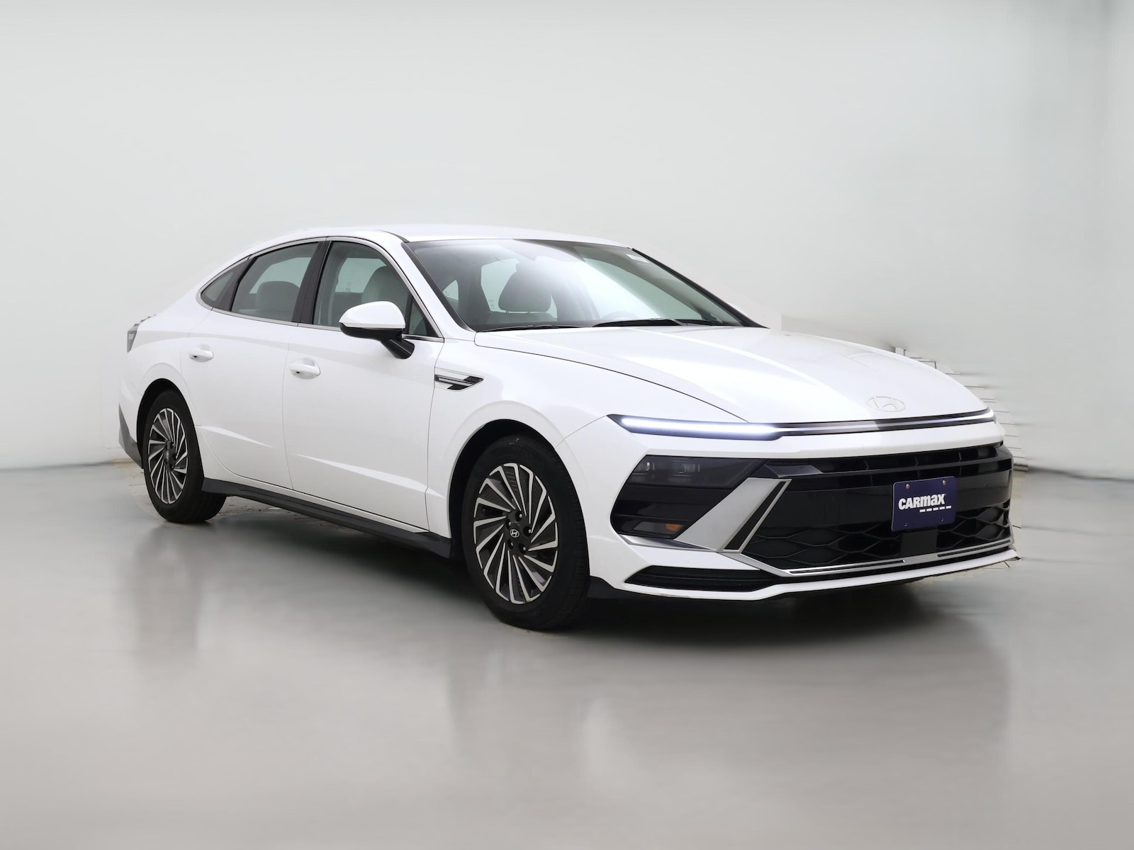 2025 Hyundai Sonata Hybrid