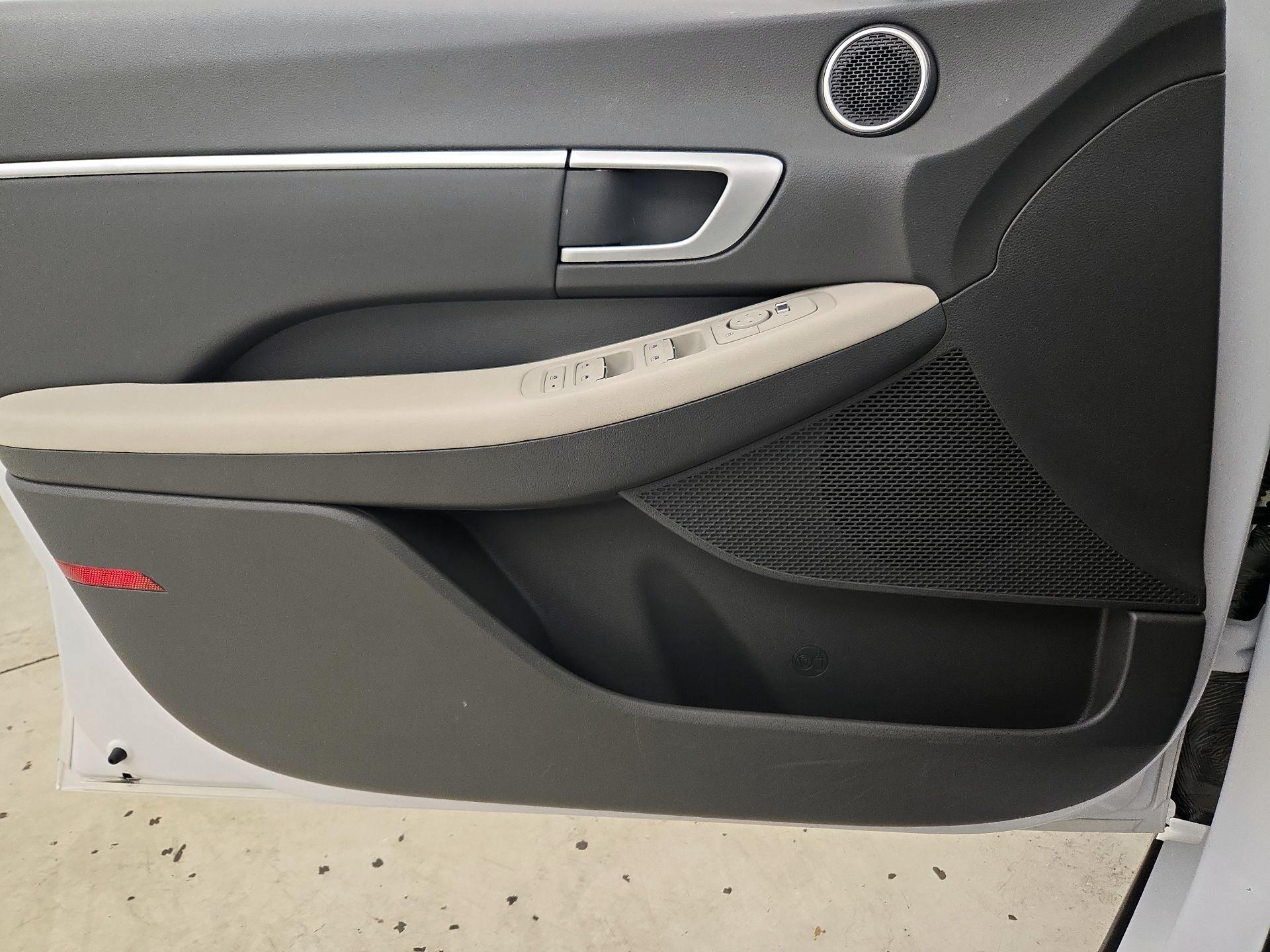 Thumbnail: 2025 Hyundai Sonata - 12