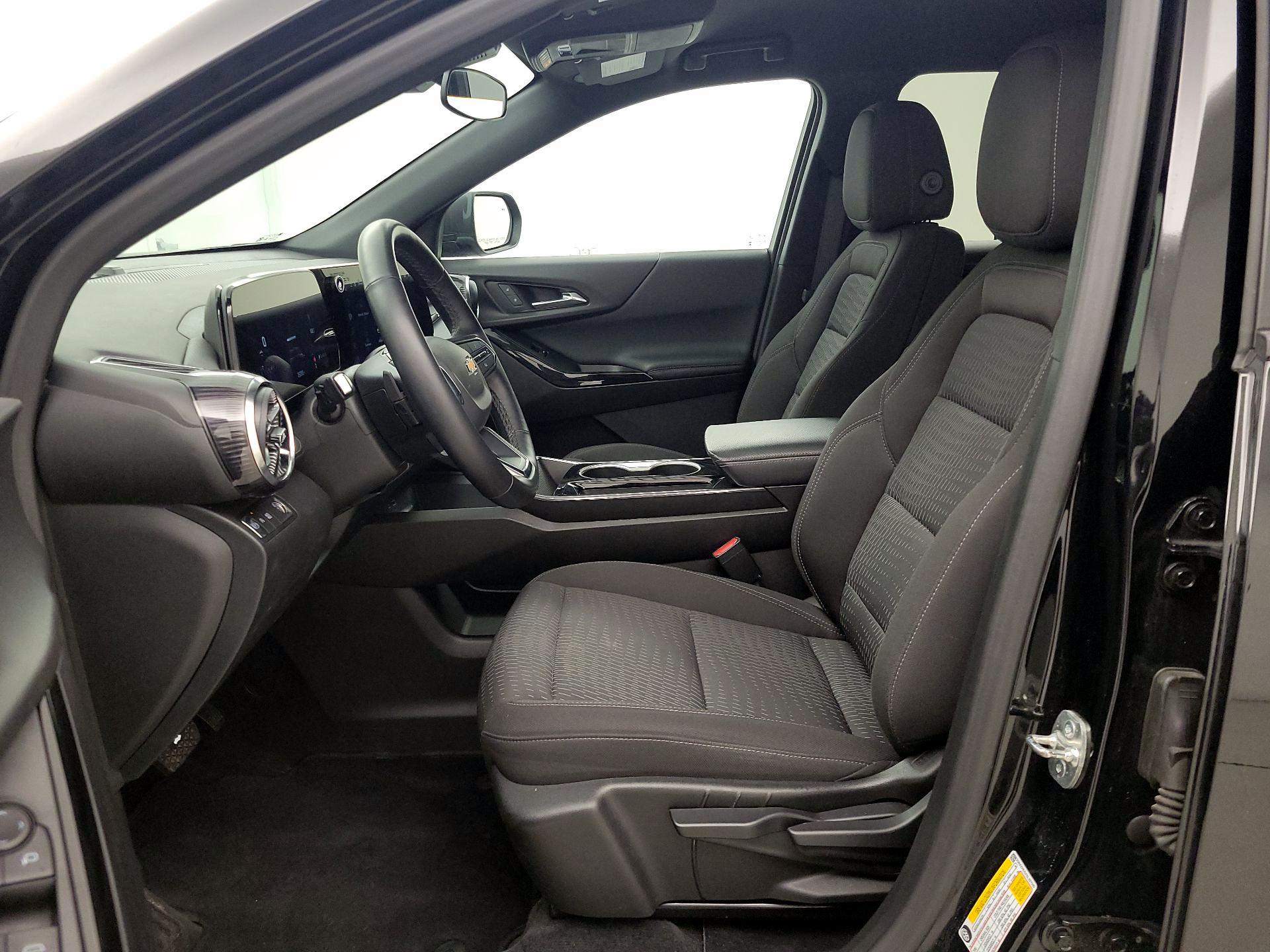 Thumbnail: 2025 Chevrolet Equinox - 11