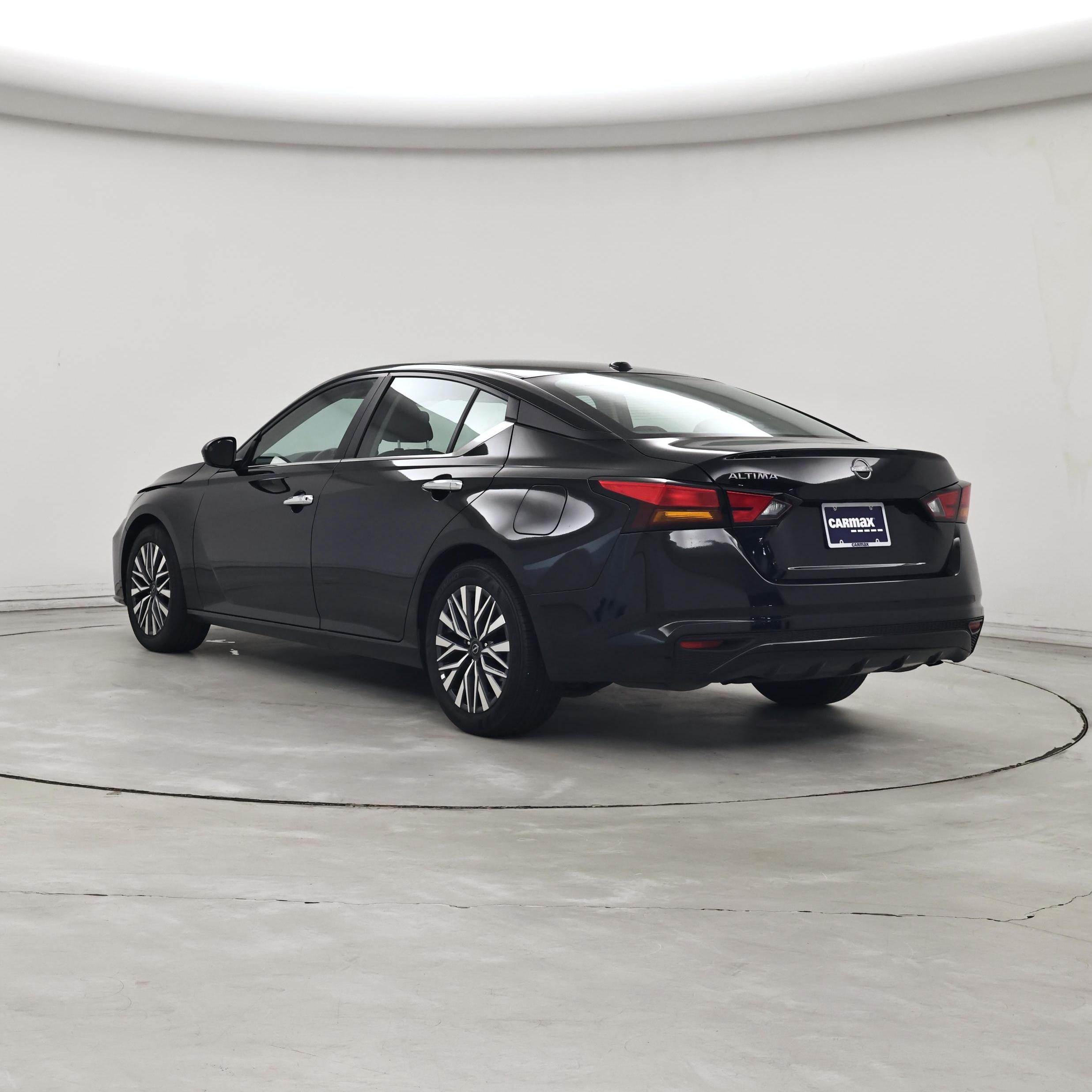 Thumbnail: 2025 Nissan Altima - 2