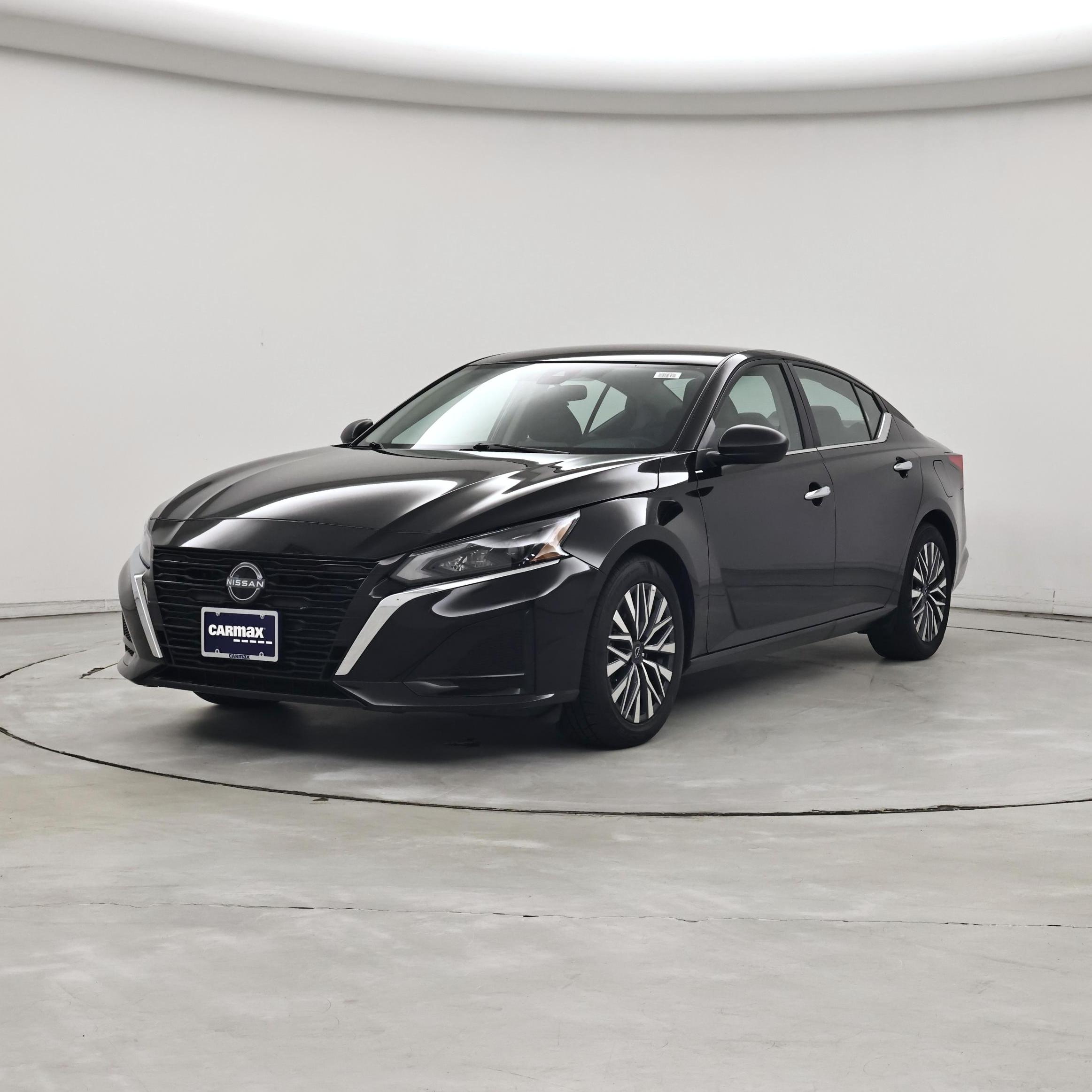 Thumbnail: 2025 Nissan Altima - 4
