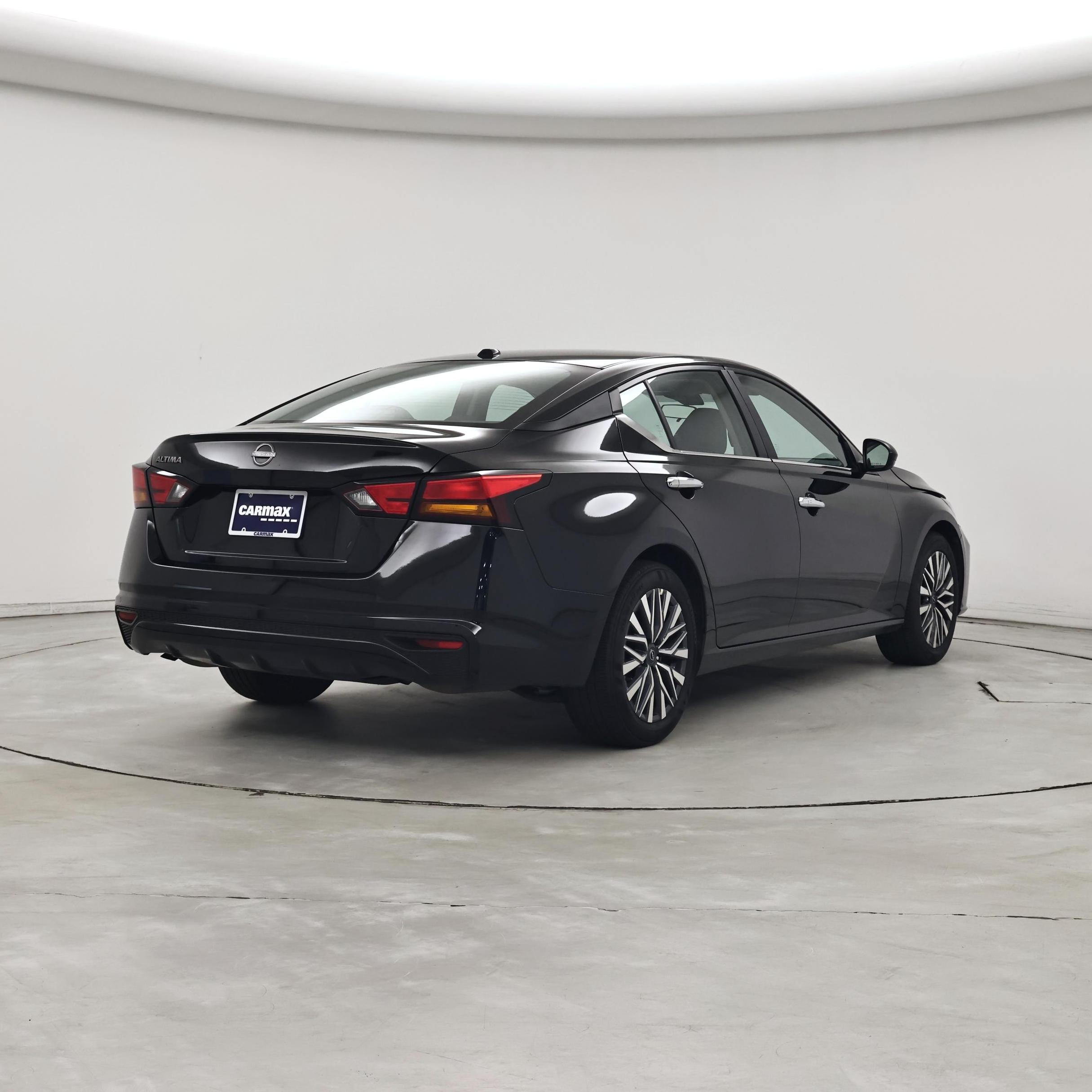 Thumbnail: 2025 Nissan Altima - 8