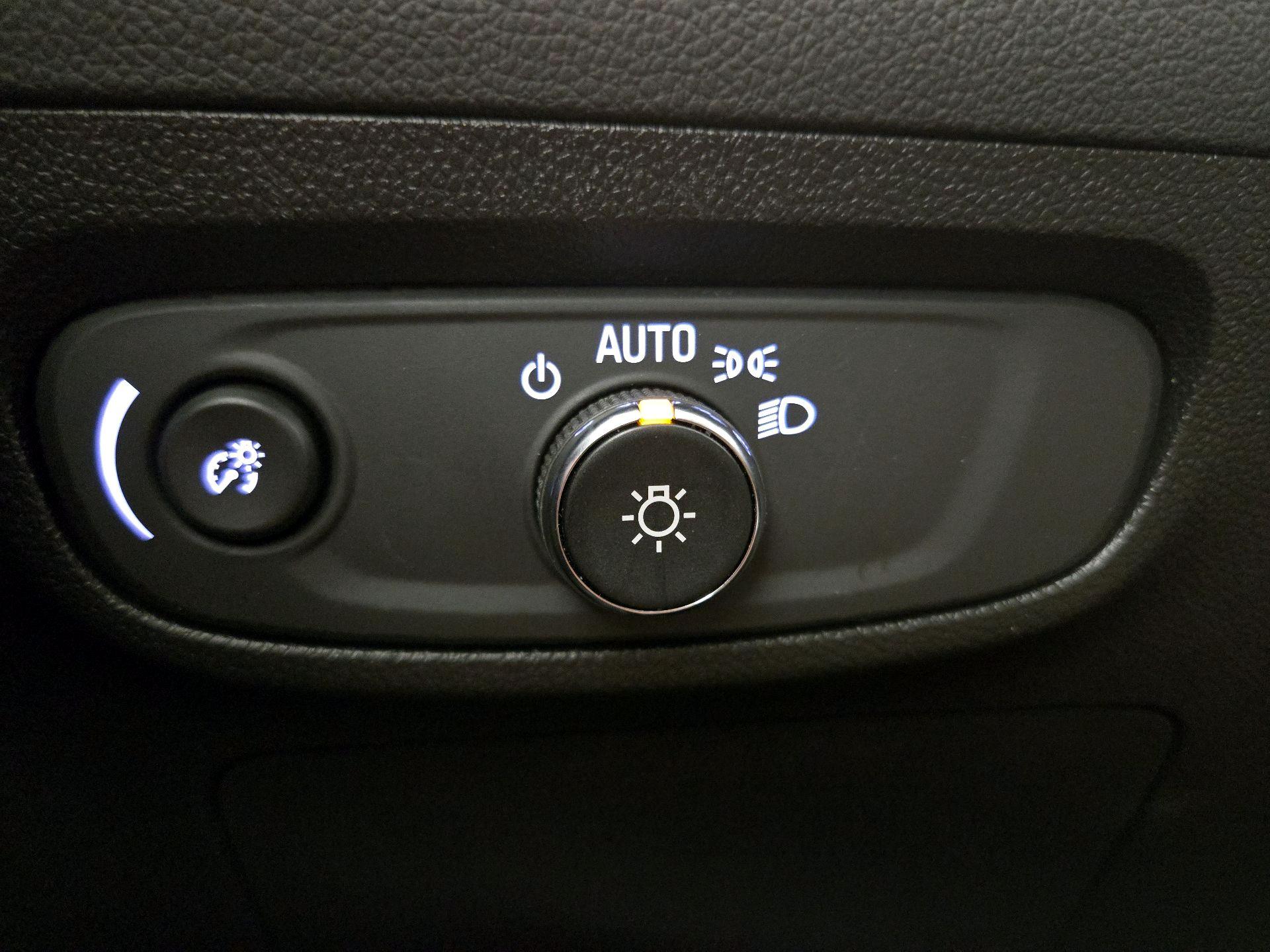 Thumbnail: 2025 Buick Encore GX - 13