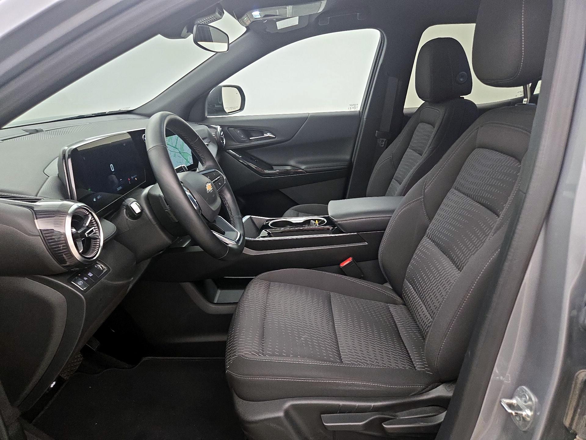 Thumbnail: 2025 Chevrolet Equinox - 11