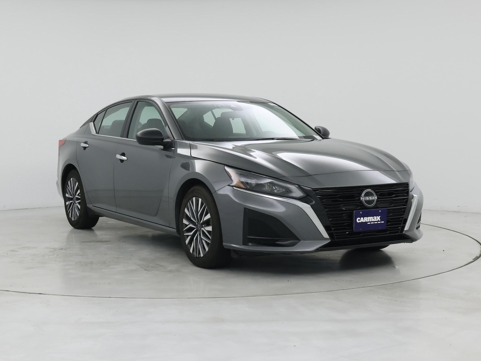 2025 Nissan Altima SV - Photo 2
