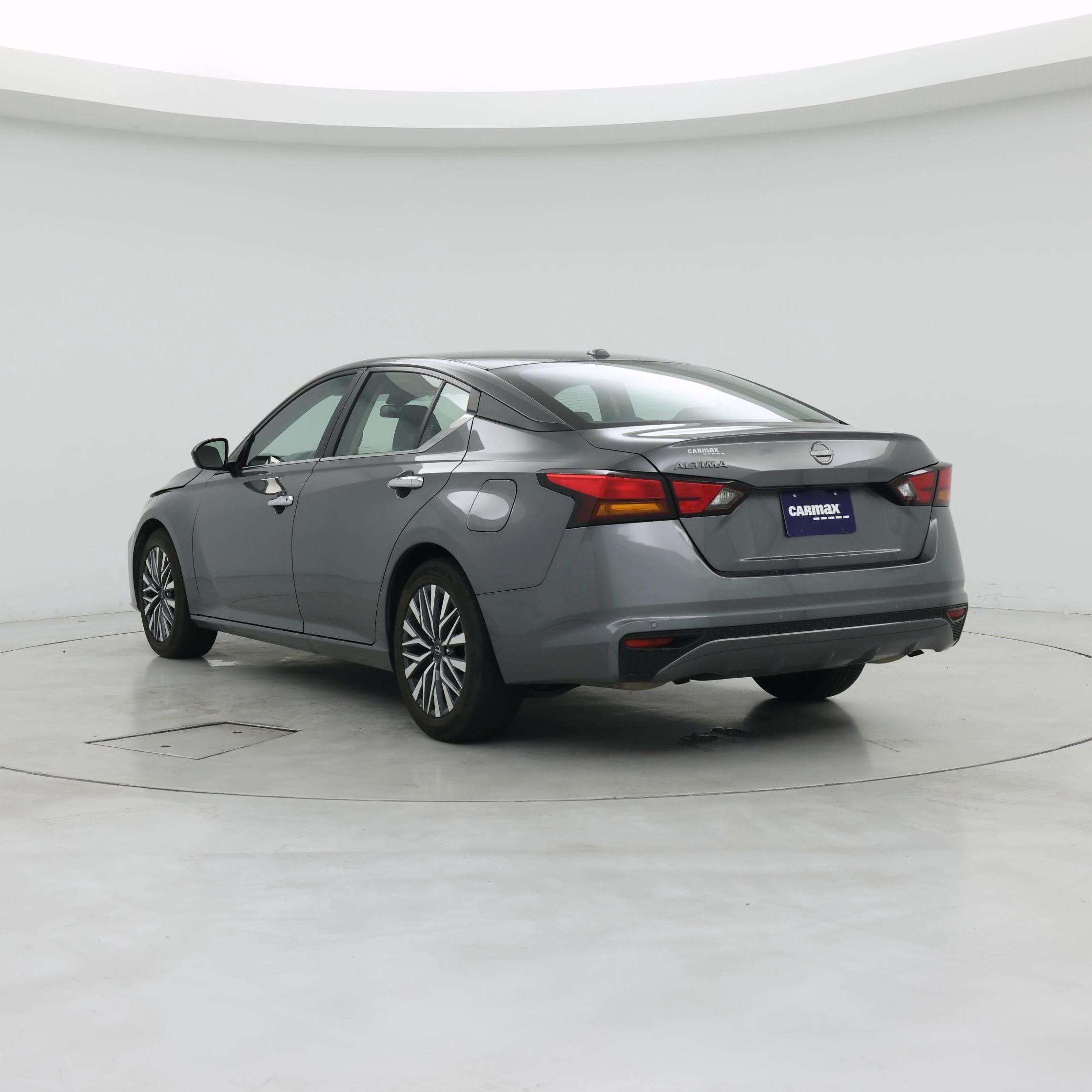 Thumbnail: 2025 Nissan Altima - 2