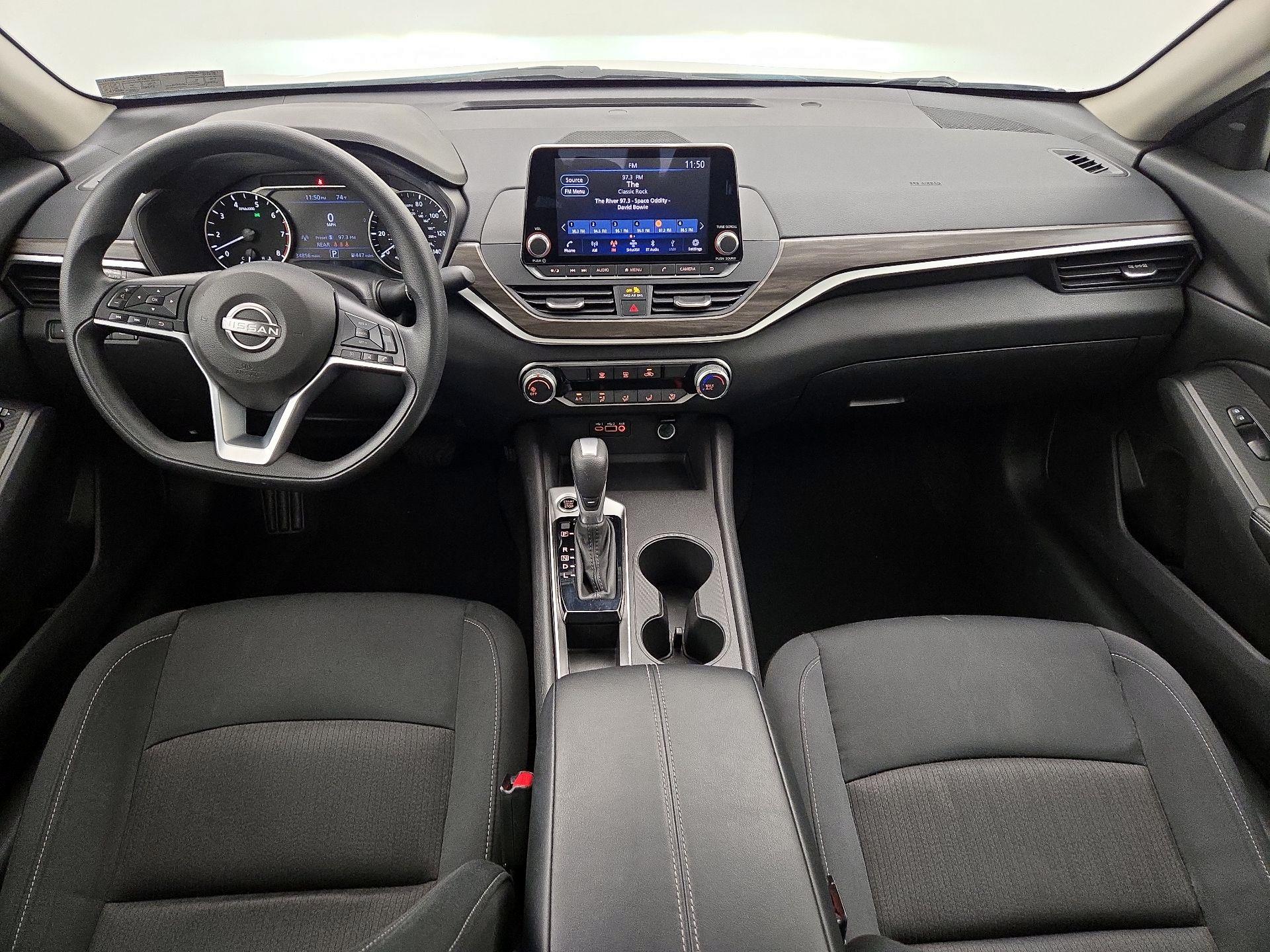 Thumbnail: 2025 Nissan Altima - 9