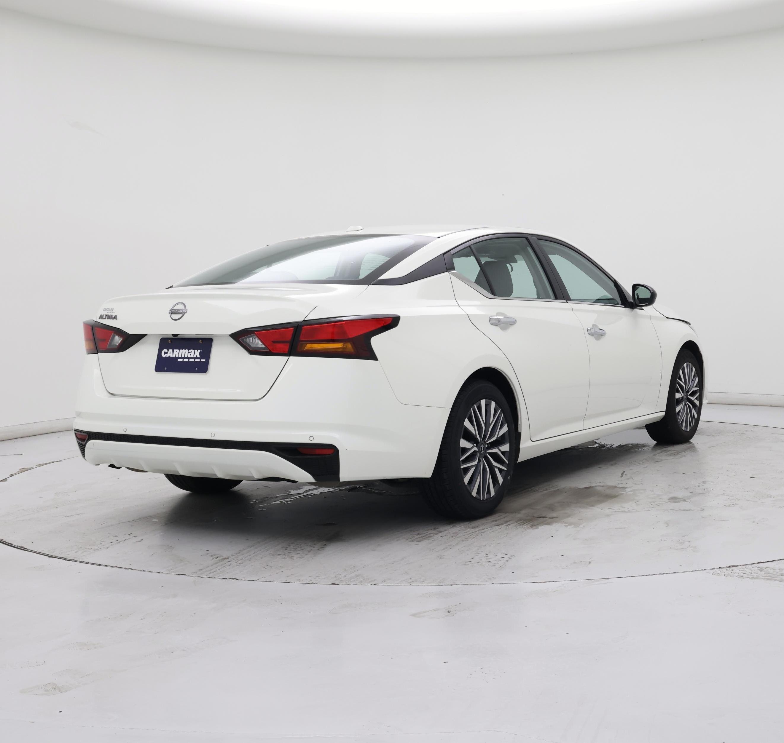 Thumbnail: 2025 Nissan Altima - 8
