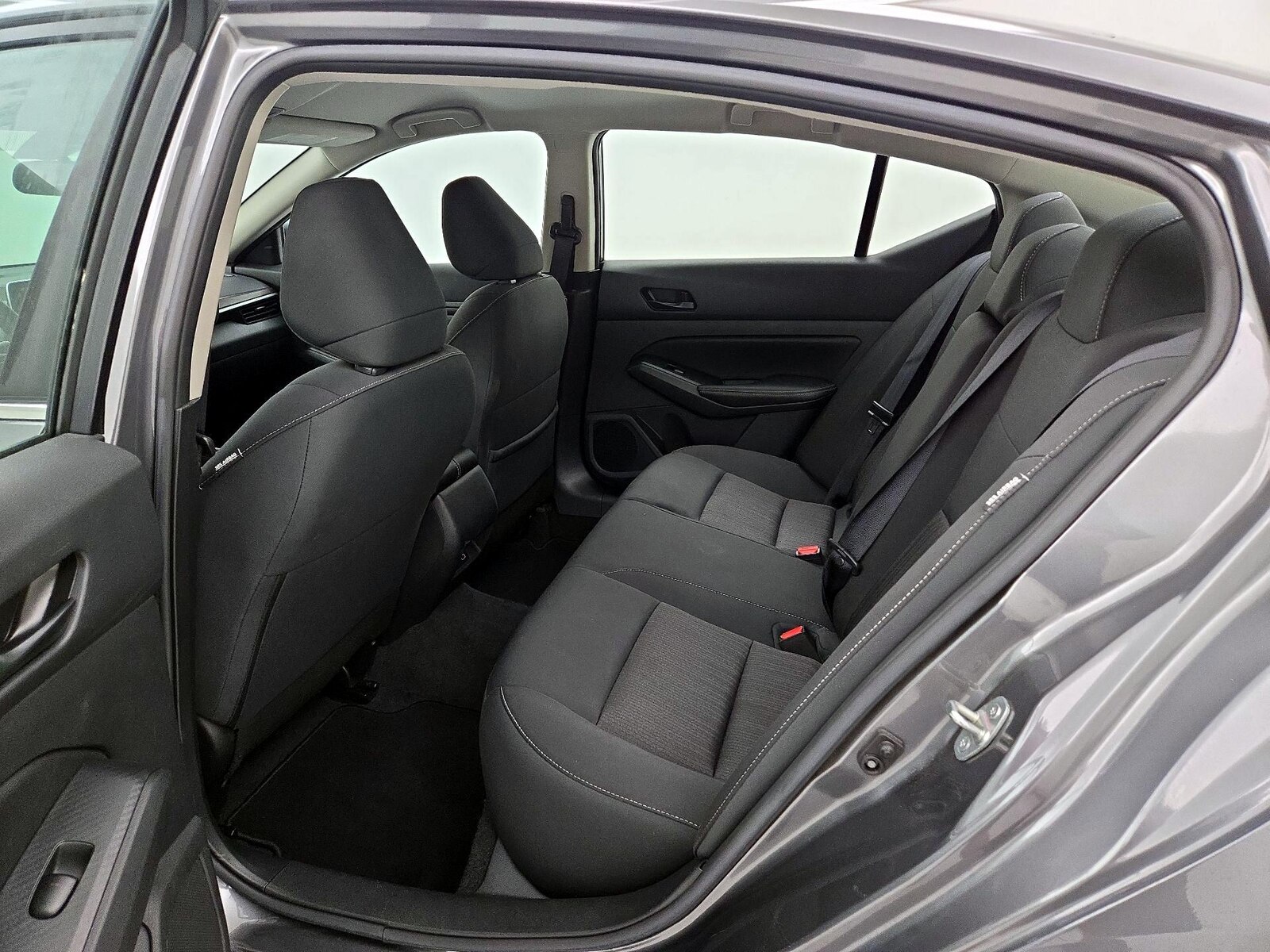 2025 Nissan Altima SV - Photo 20