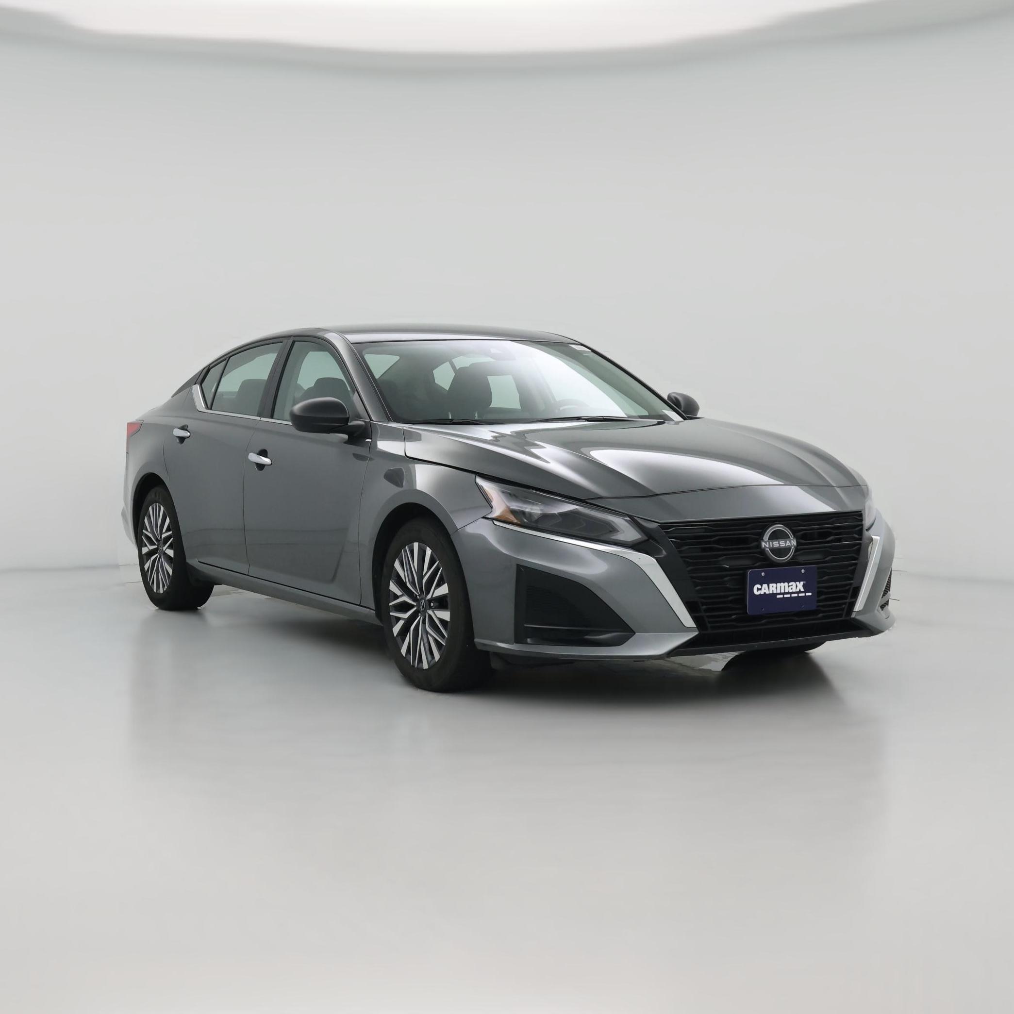 Thumbnail: 2025 Nissan Altima - 1