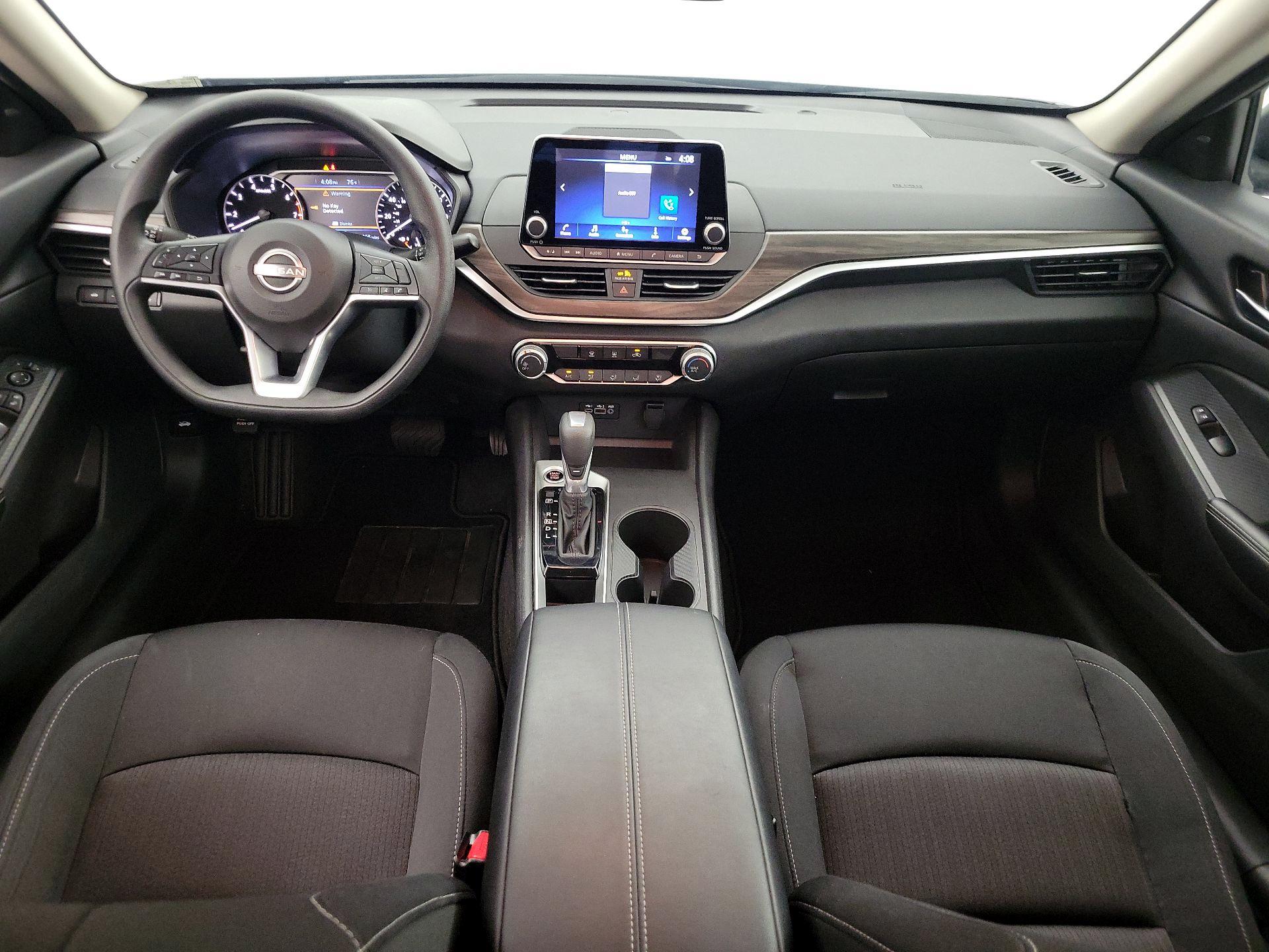 Thumbnail: 2025 Nissan Altima - 9