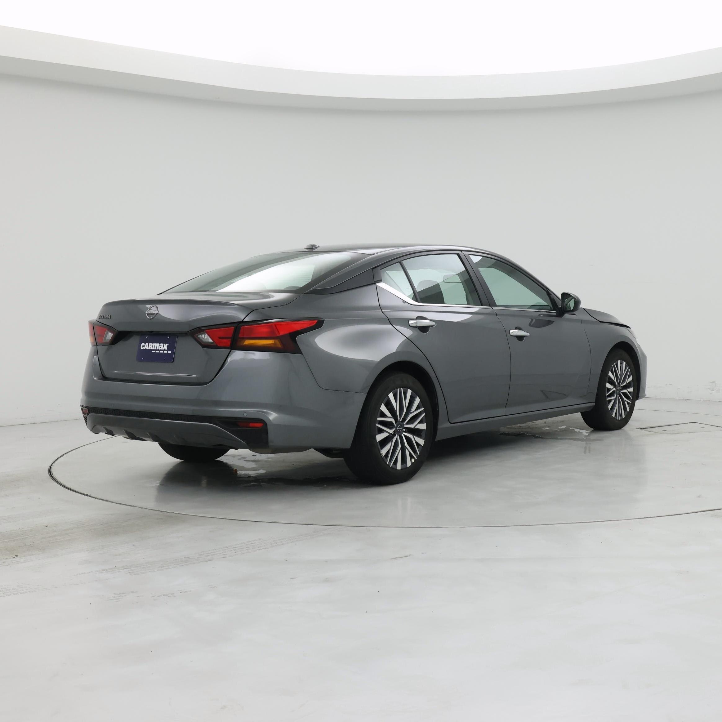 Thumbnail: 2025 Nissan Altima - 8