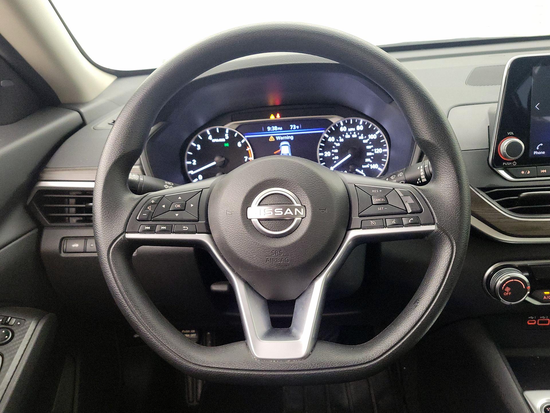 Thumbnail: 2025 Nissan Altima - 10