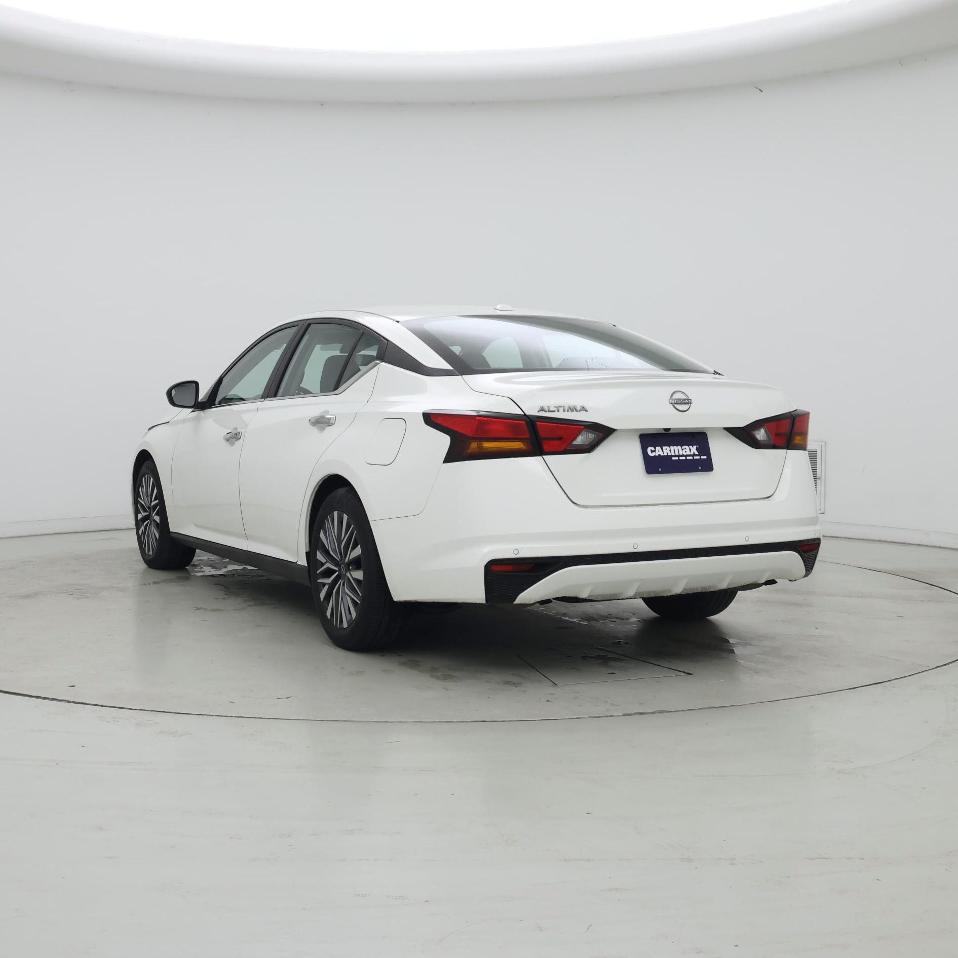 Thumbnail: 2025 Nissan Altima - 2