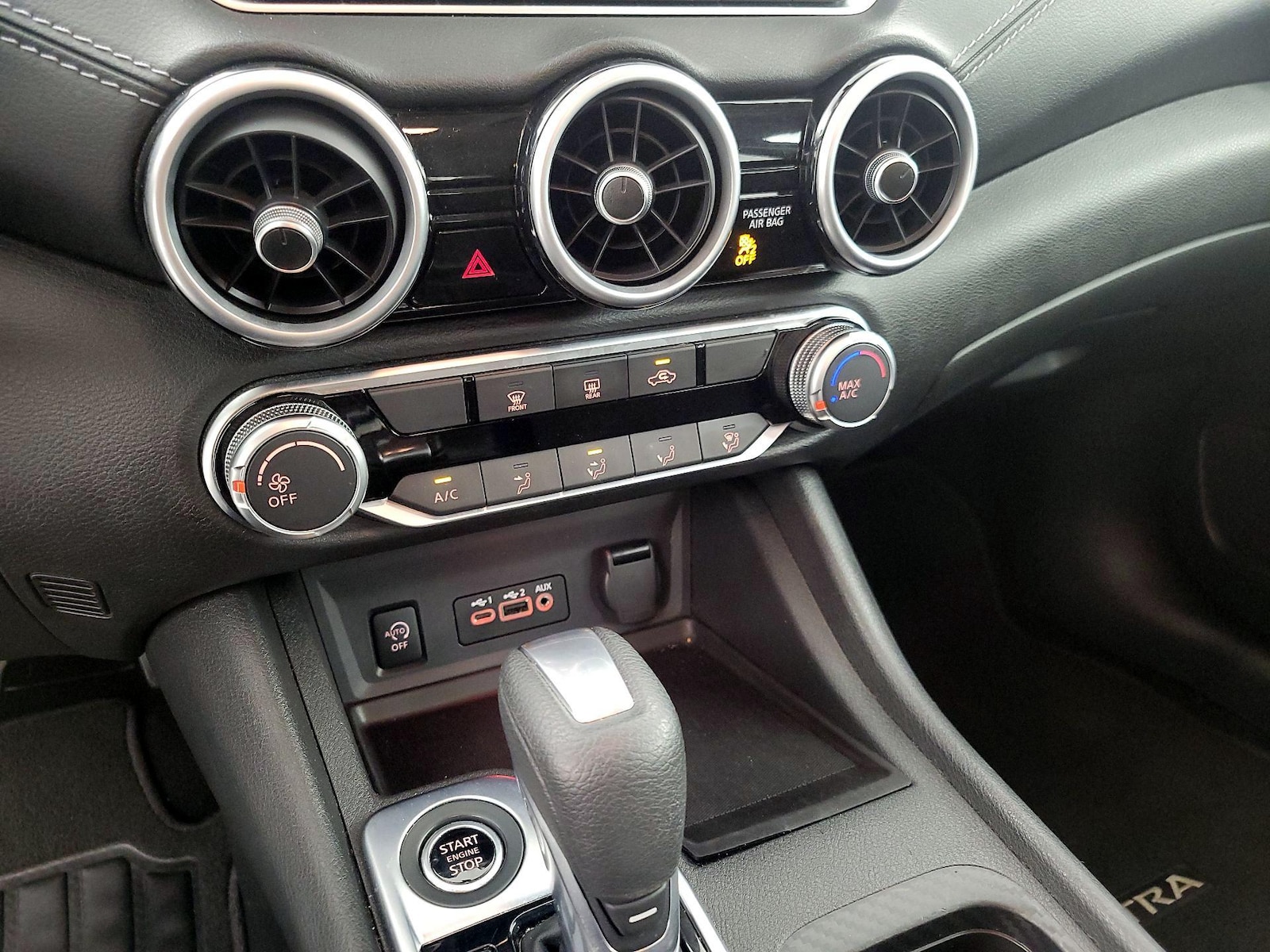 2025 Nissan Sentra SV - Photo 17