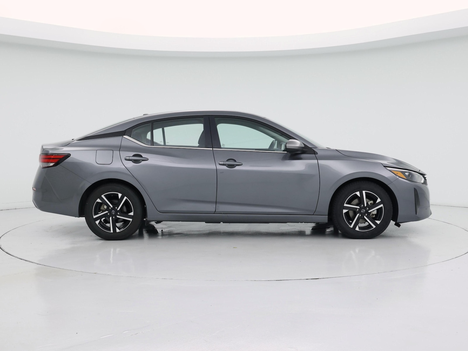 2025 Nissan Sentra SV - Photo 8