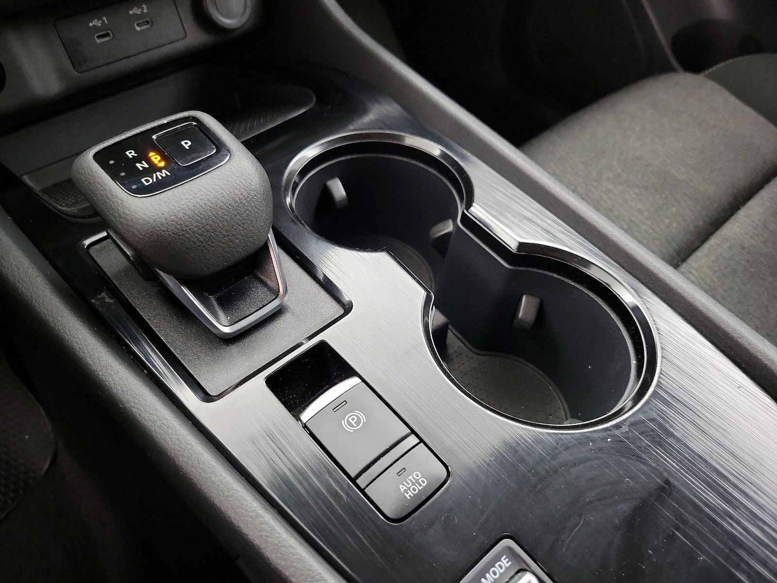 2025 Nissan Rogue SV - Photo 18