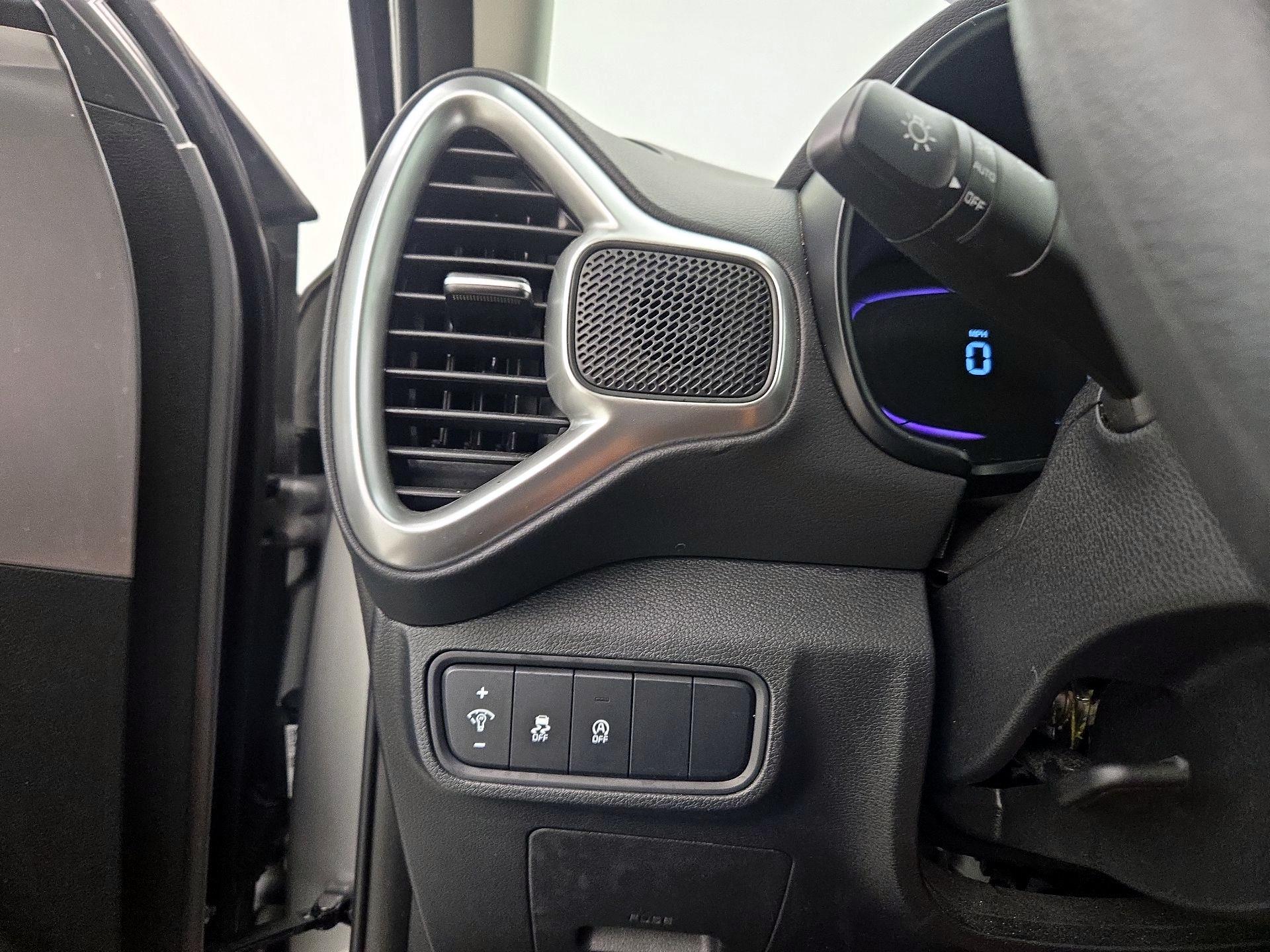 Thumbnail: 2025 Kia Soul - 13