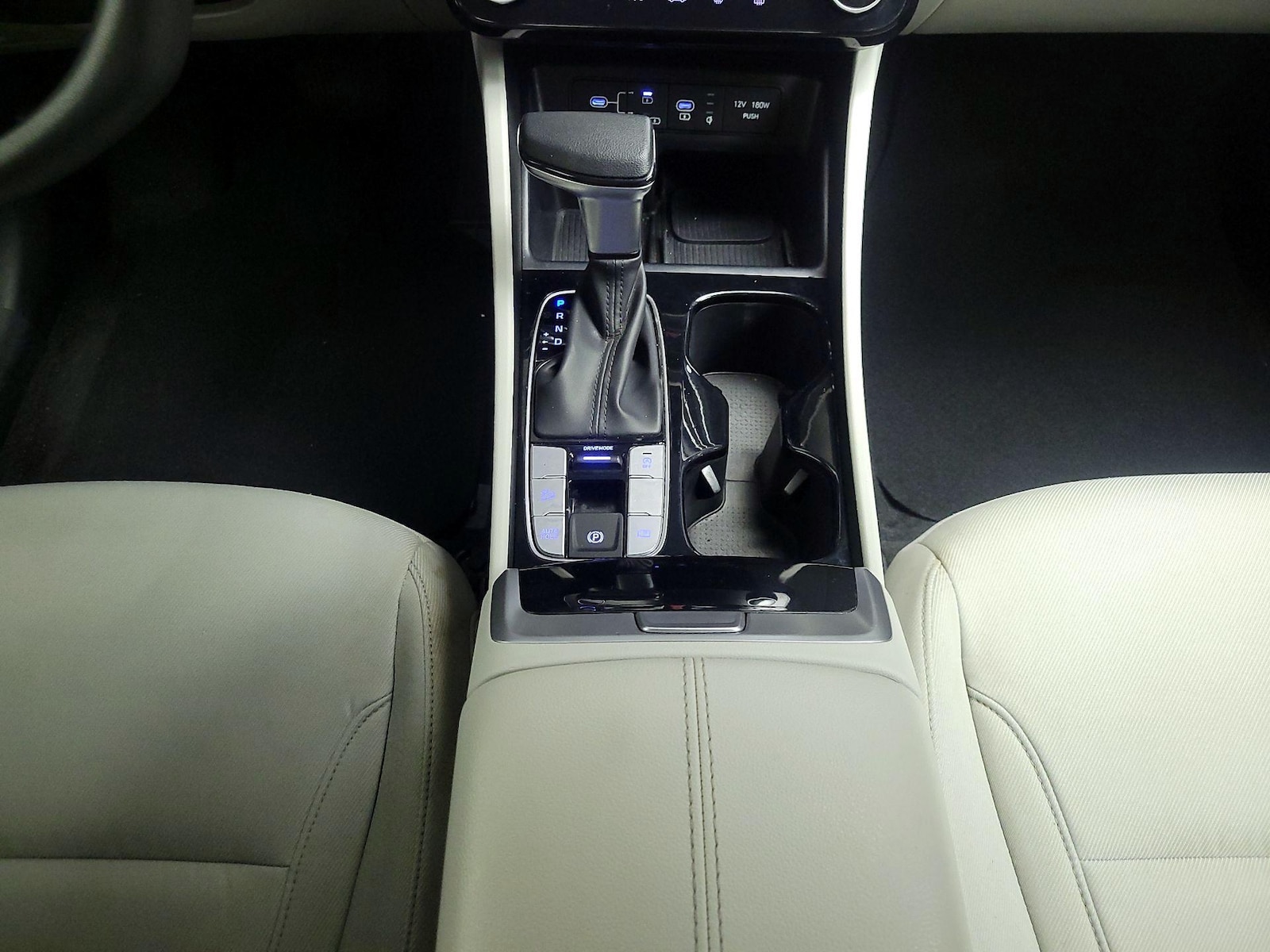 2025 Hyundai Tucson SEL - Photo 18