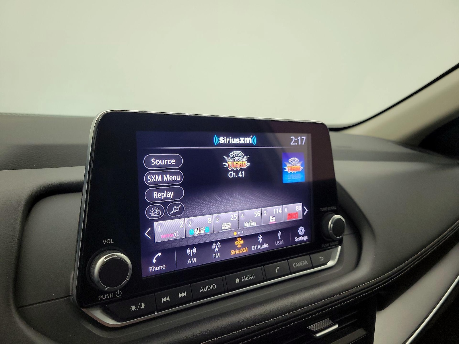 2025 Nissan Rogue SV - Photo 16