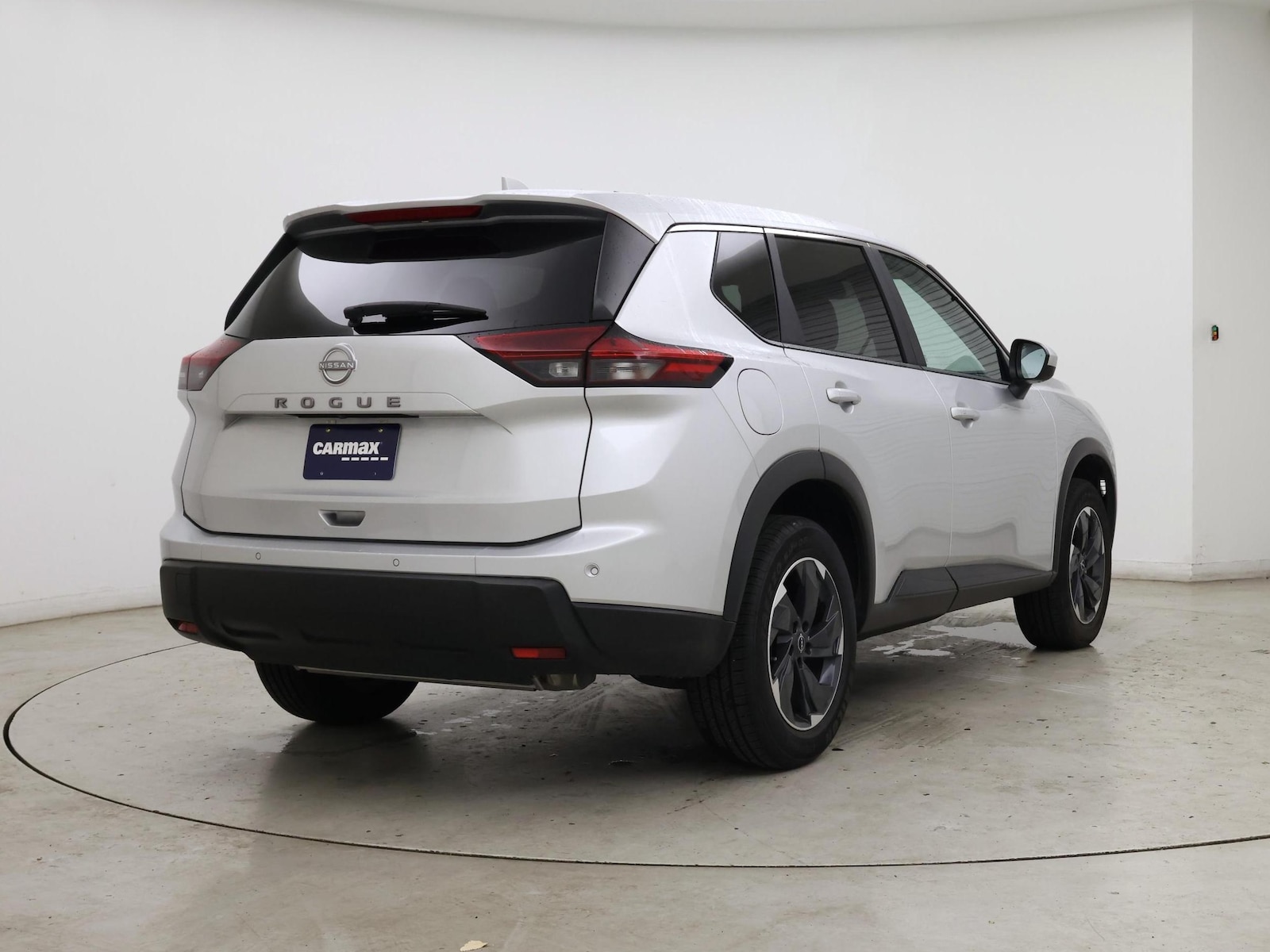 2025 Nissan Rogue SV - Photo 9