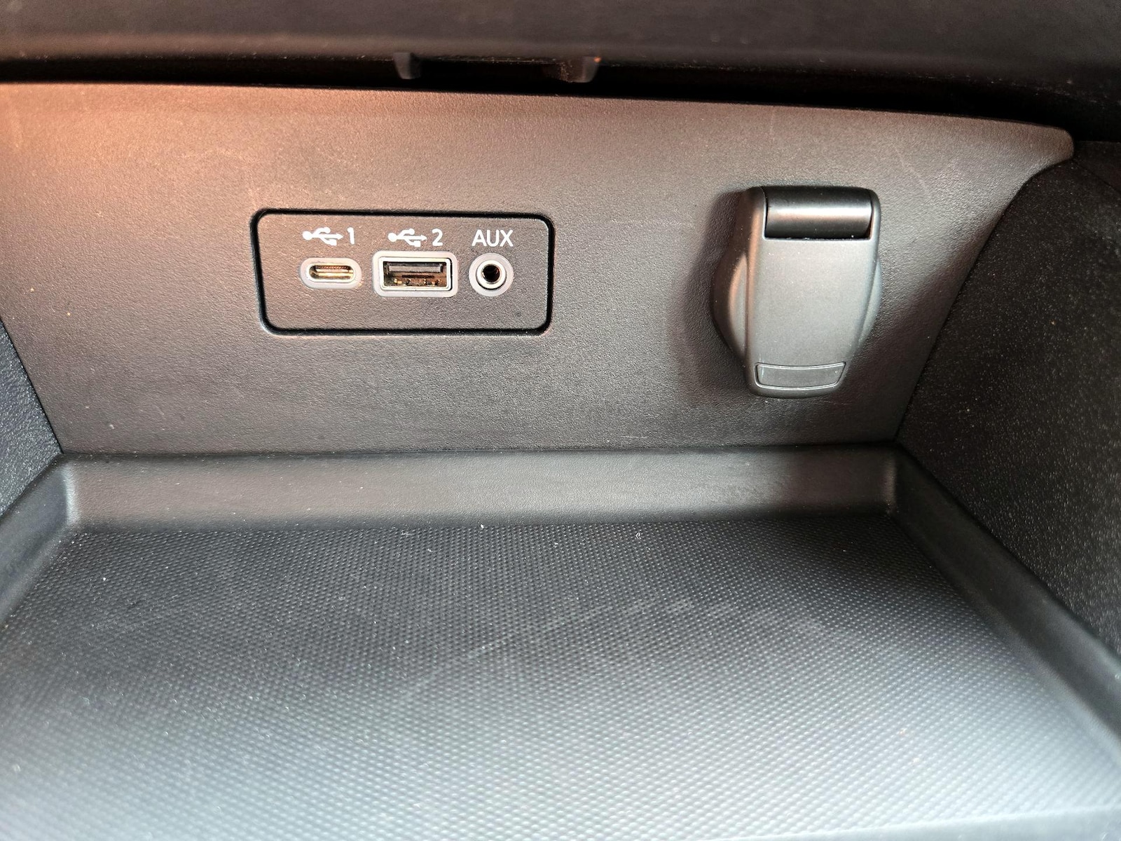 2025 Nissan Altima SV - Photo 17