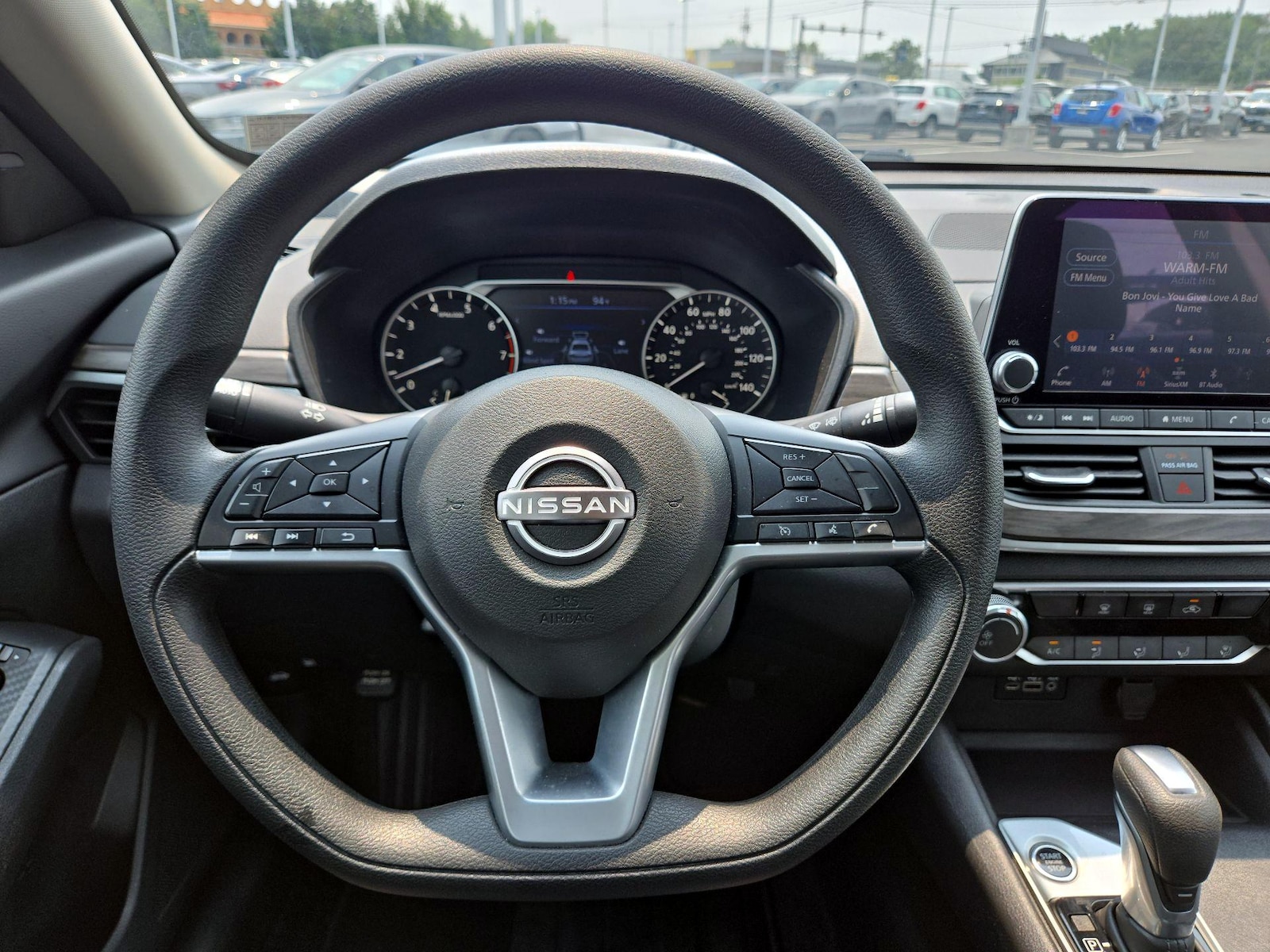 2025 Nissan Altima SV - Photo 9