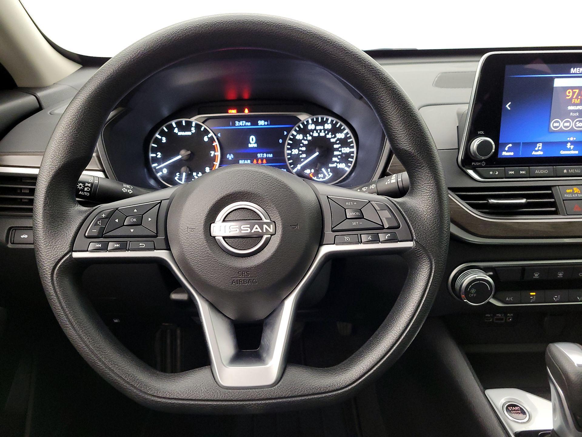 Thumbnail: 2025 Nissan Altima - 10
