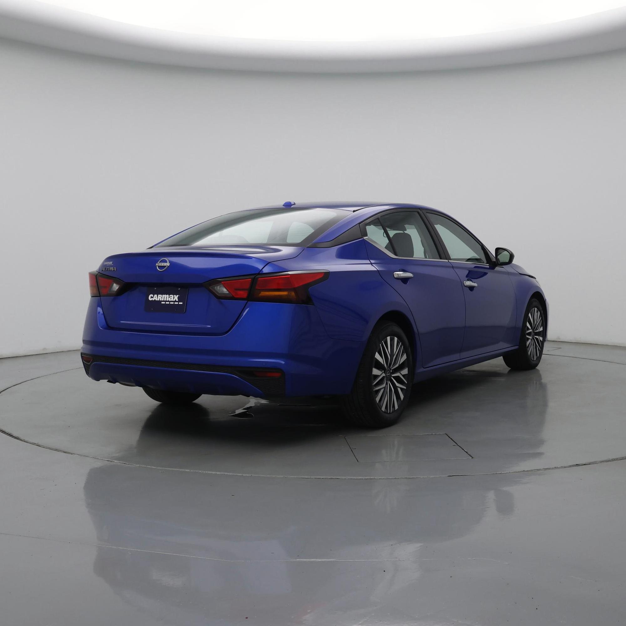 Thumbnail: 2025 Nissan Altima - 8