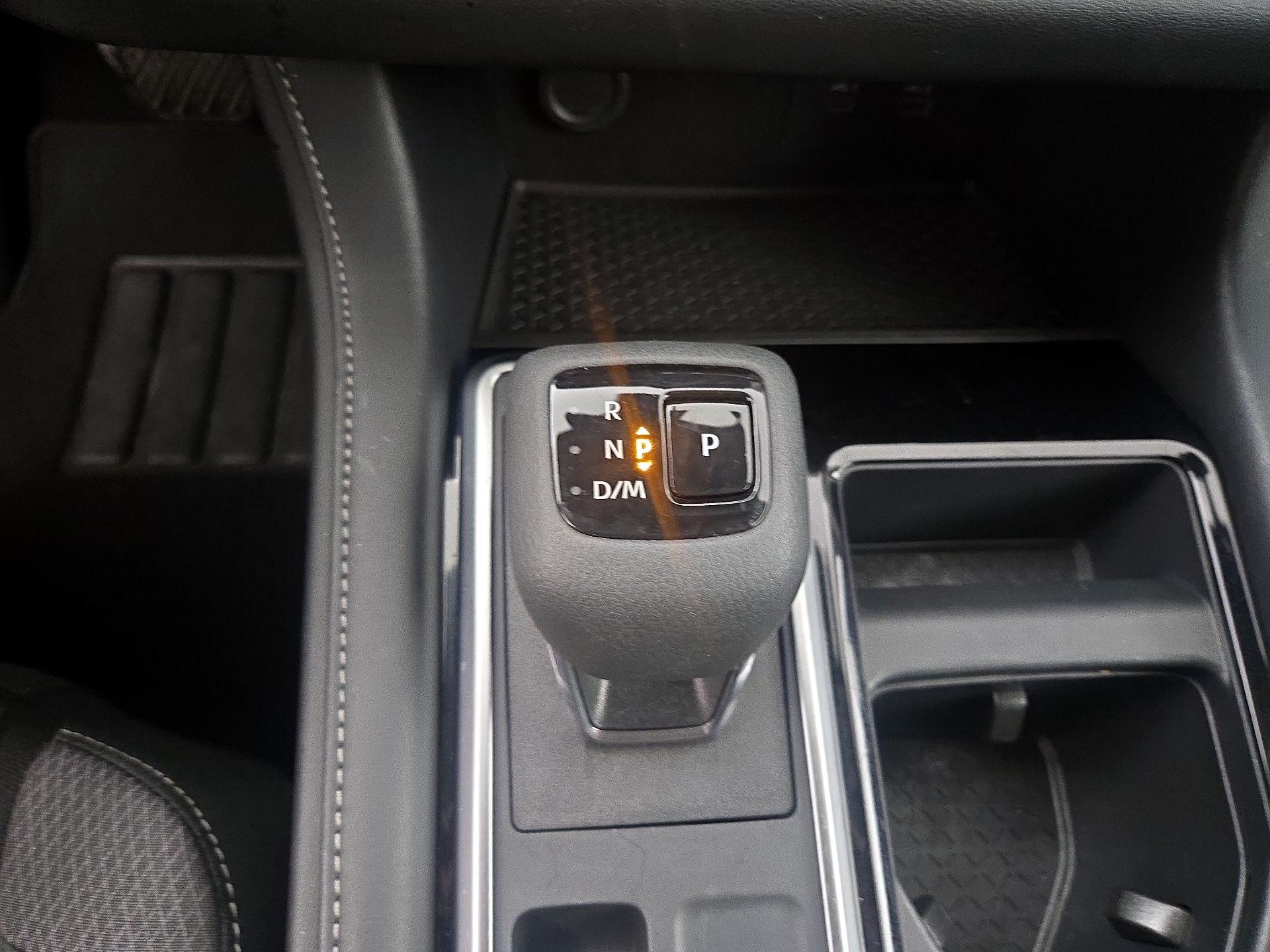 Thumbnail: 2025 Nissan Pathfinder - 17