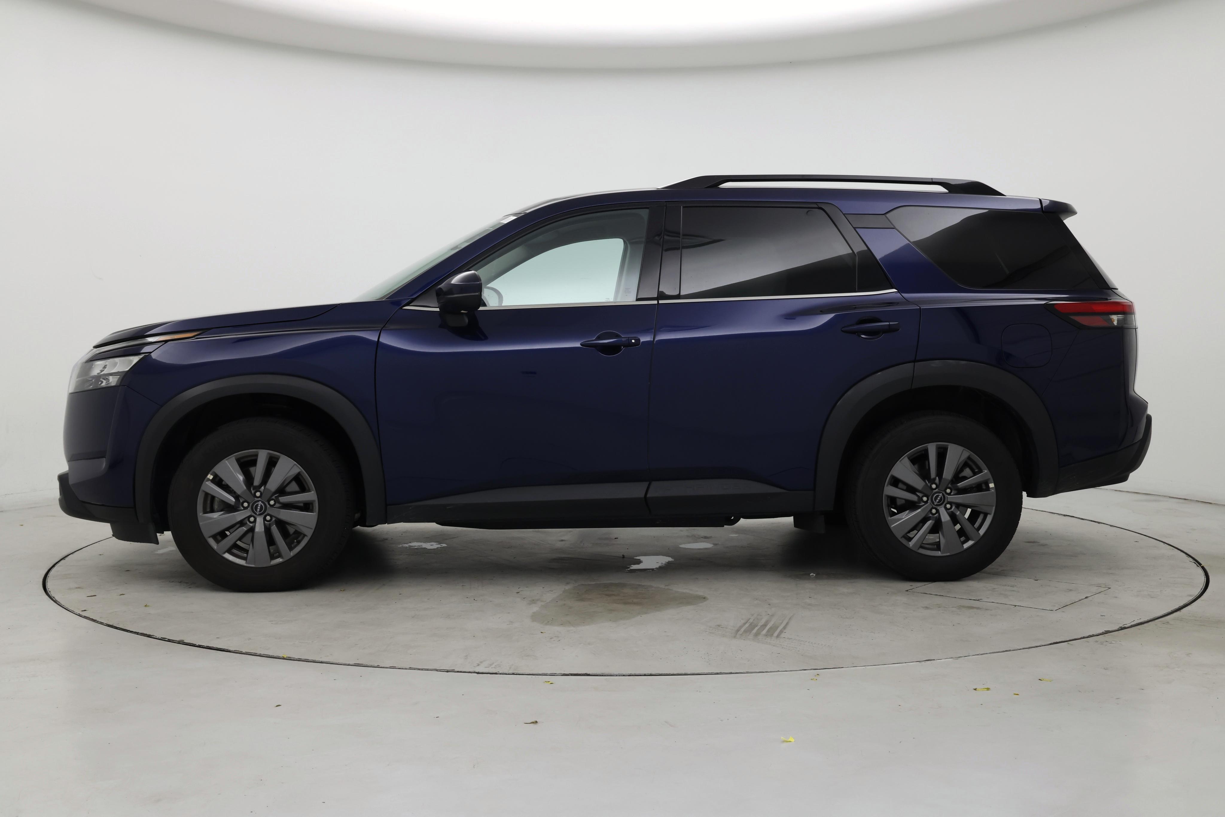 Thumbnail: 2025 Nissan Pathfinder - 3